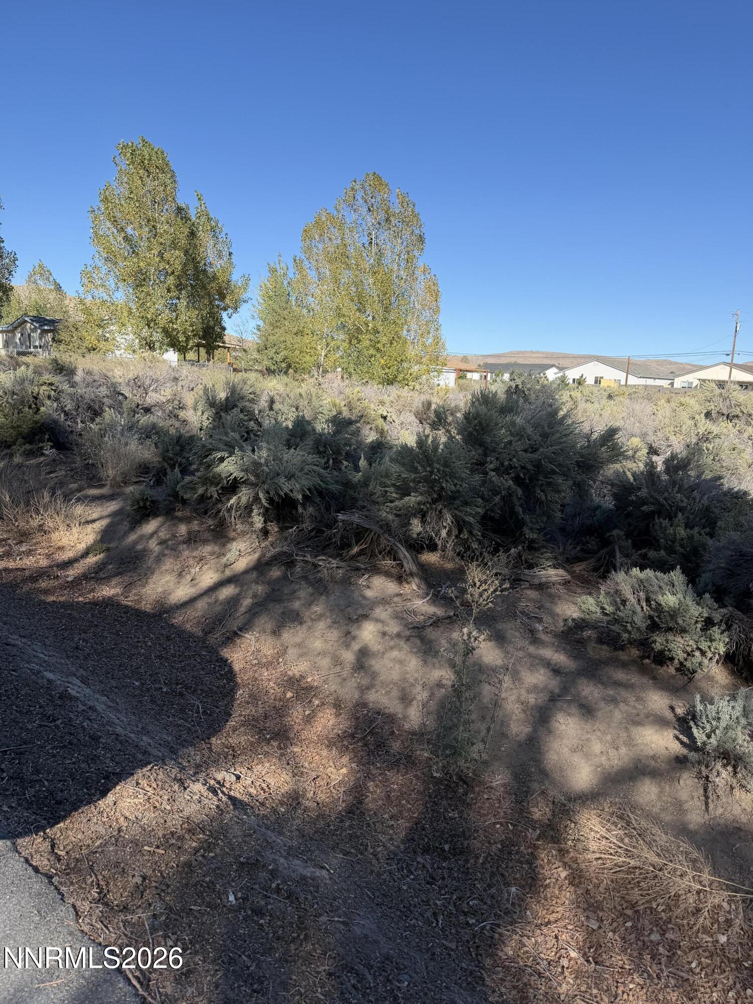 17890 E Aspen Circle Property Photo 3