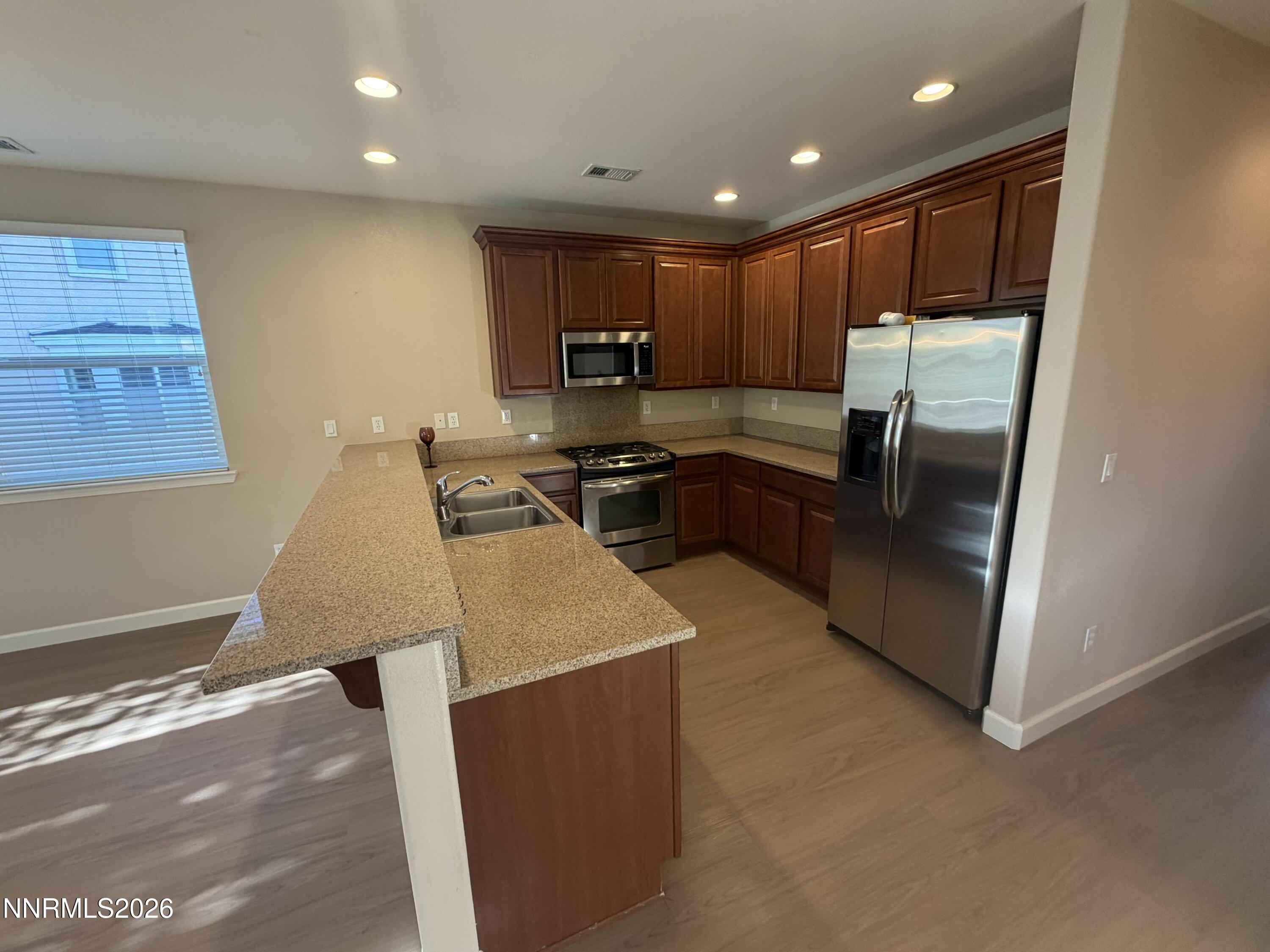 2235 Grosvenor Park Place Property Photo 5