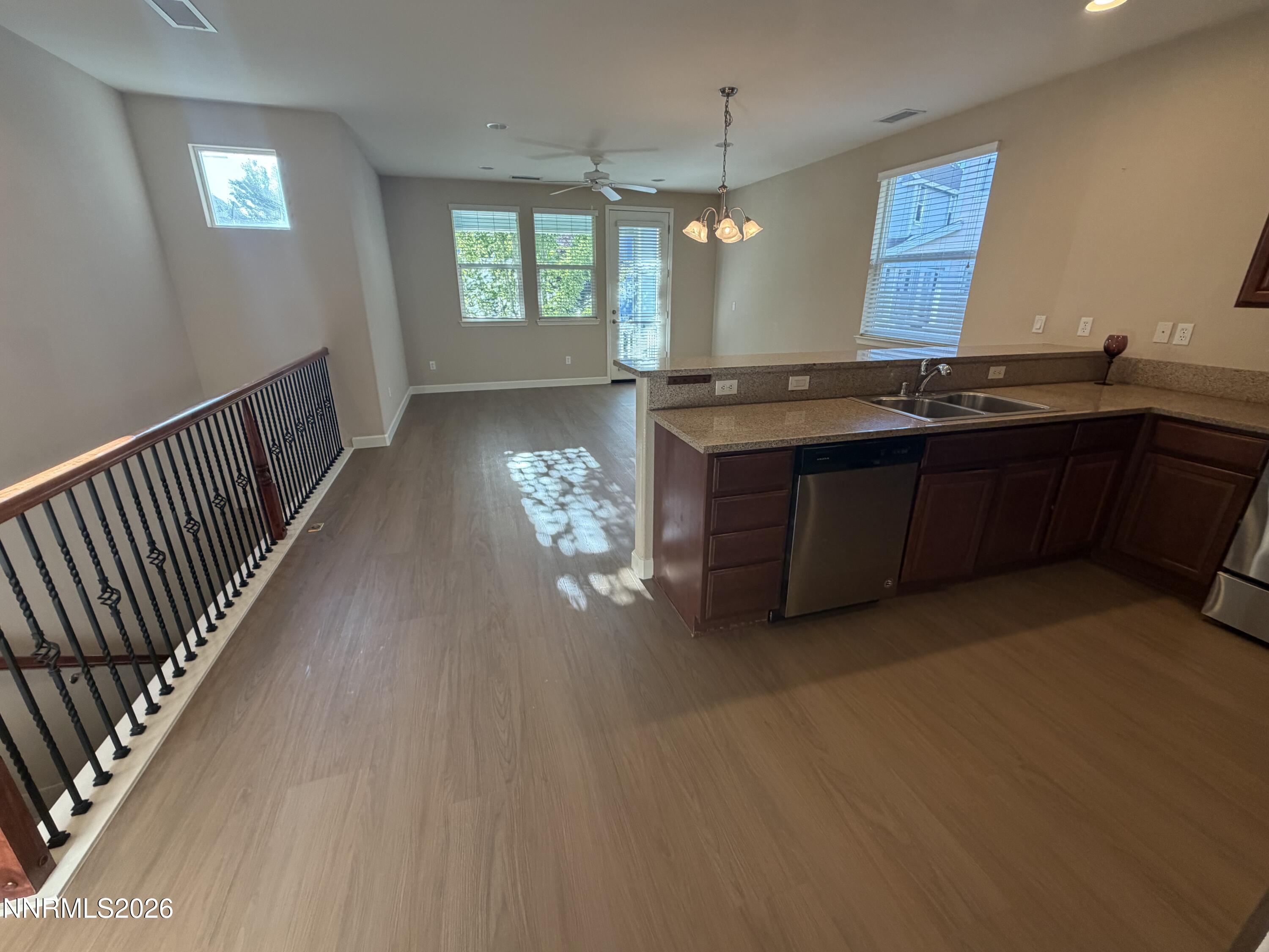 2235 Grosvenor Park Place Property Photo 8