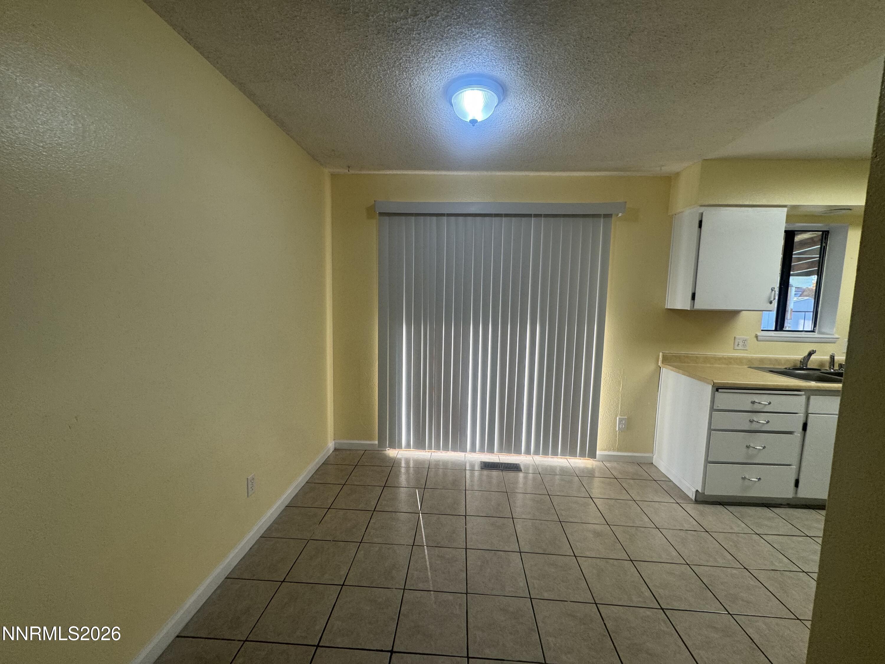 1020 Gary Lane Property Photo 3