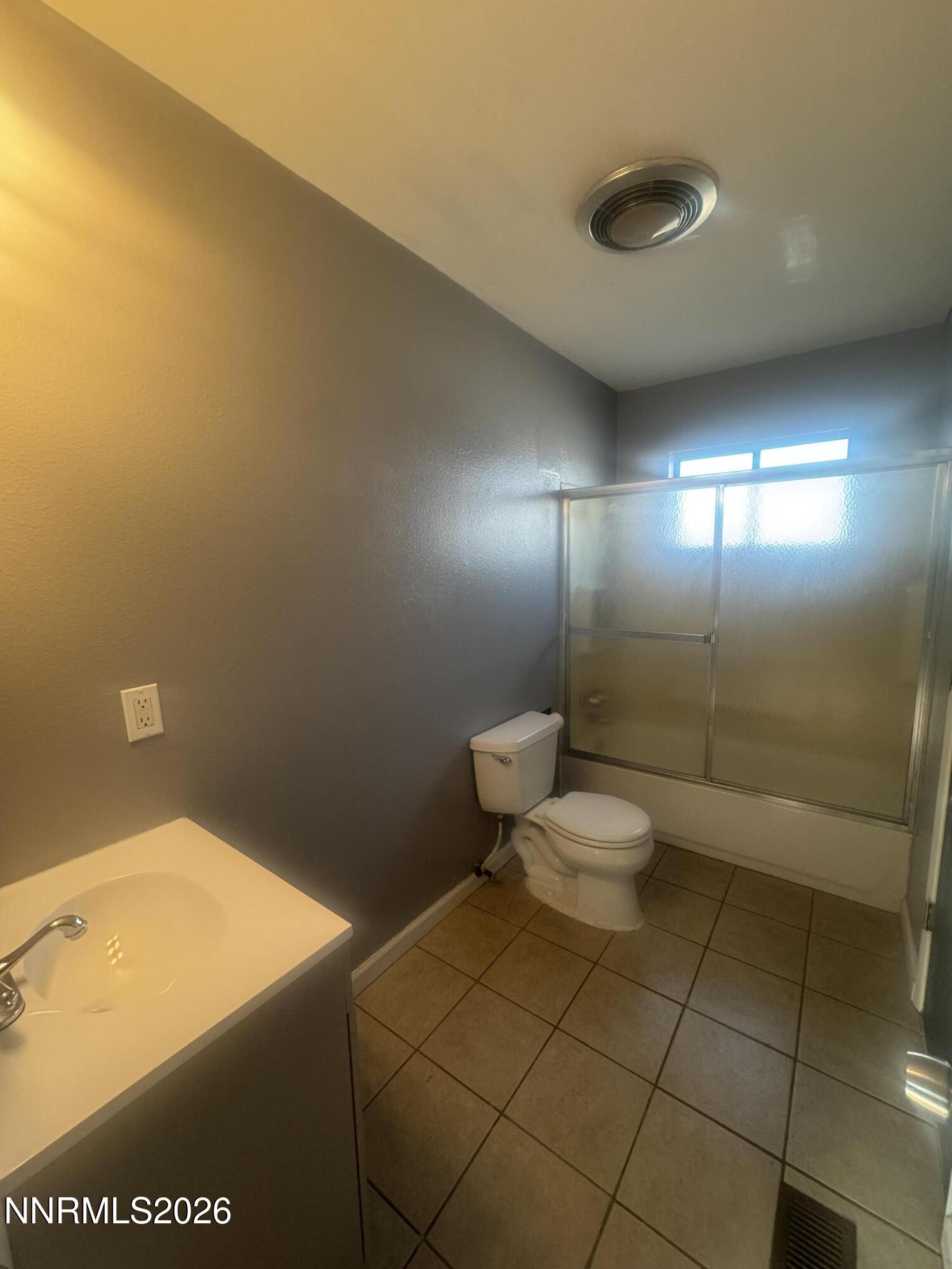 1020 Gary Lane Property Photo 8