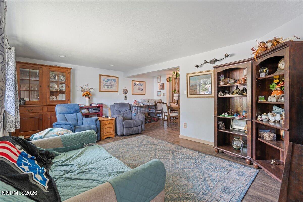 7353 Wallsend Drive Property Photo 3