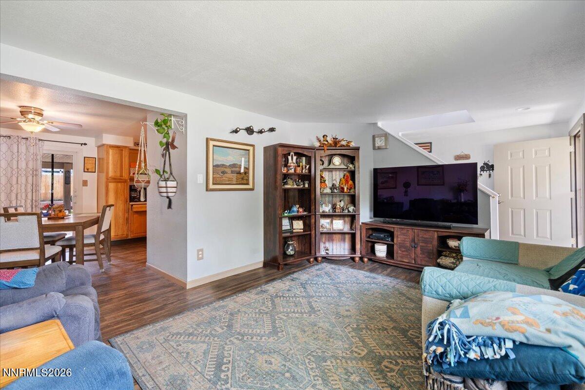 7353 Wallsend Drive Property Photo 6