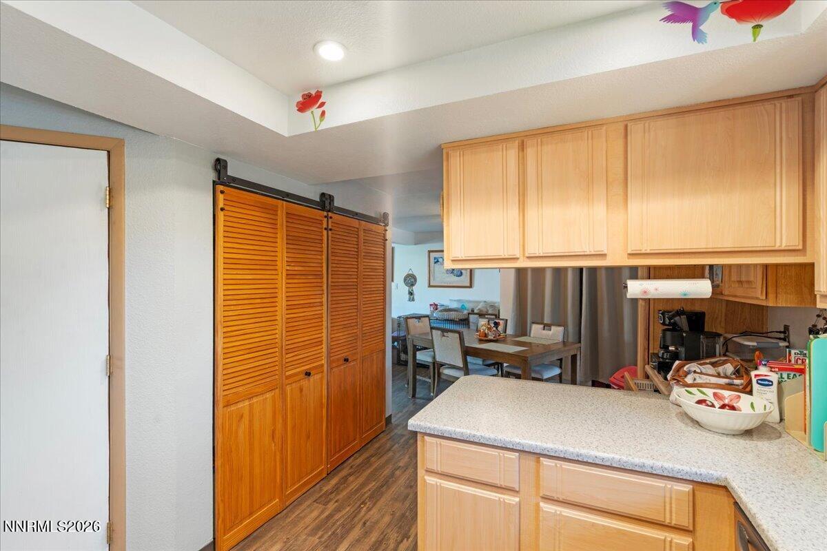 7353 Wallsend Drive Property Photo 15