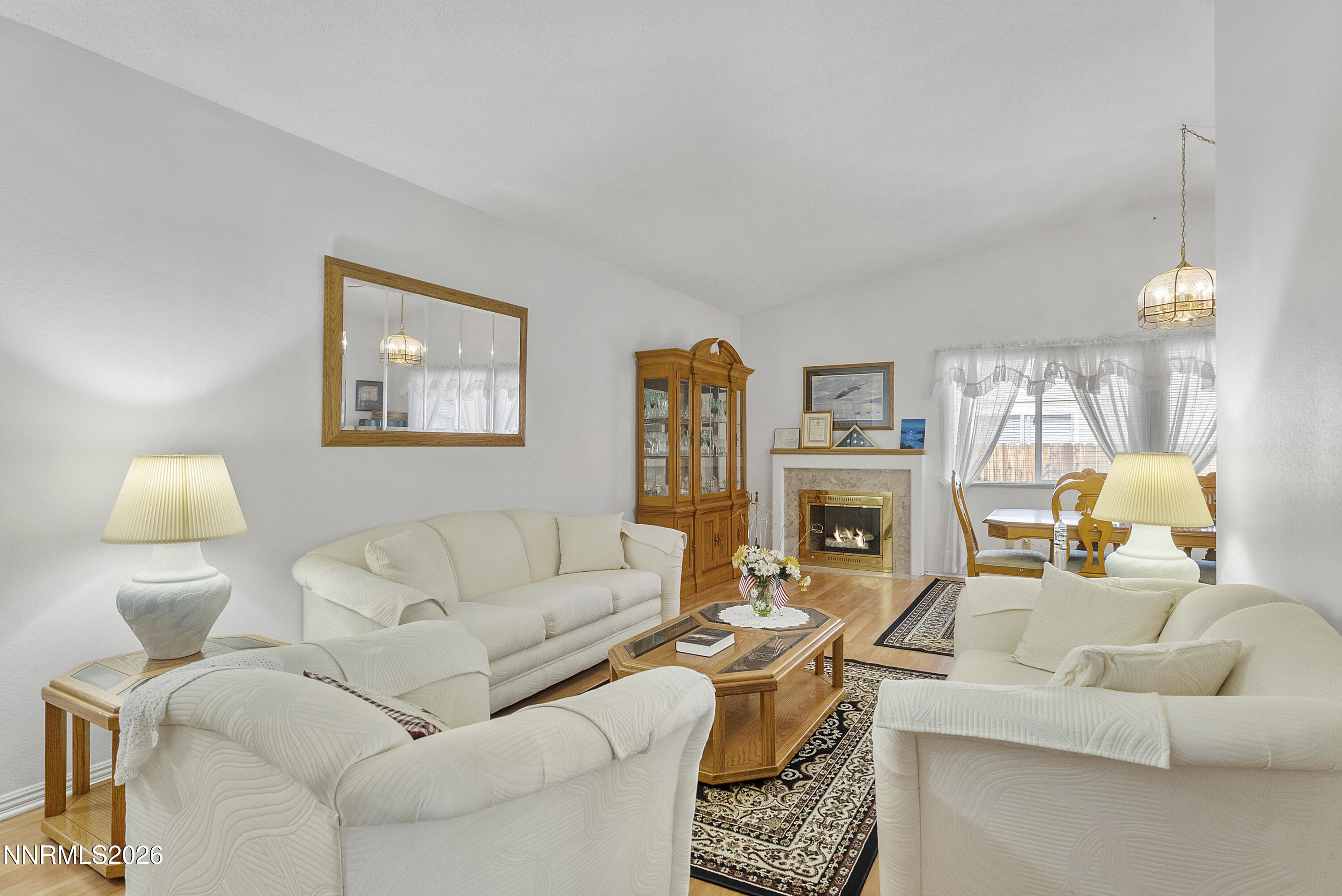 2561 Woodcrest Lane Property Photo 4