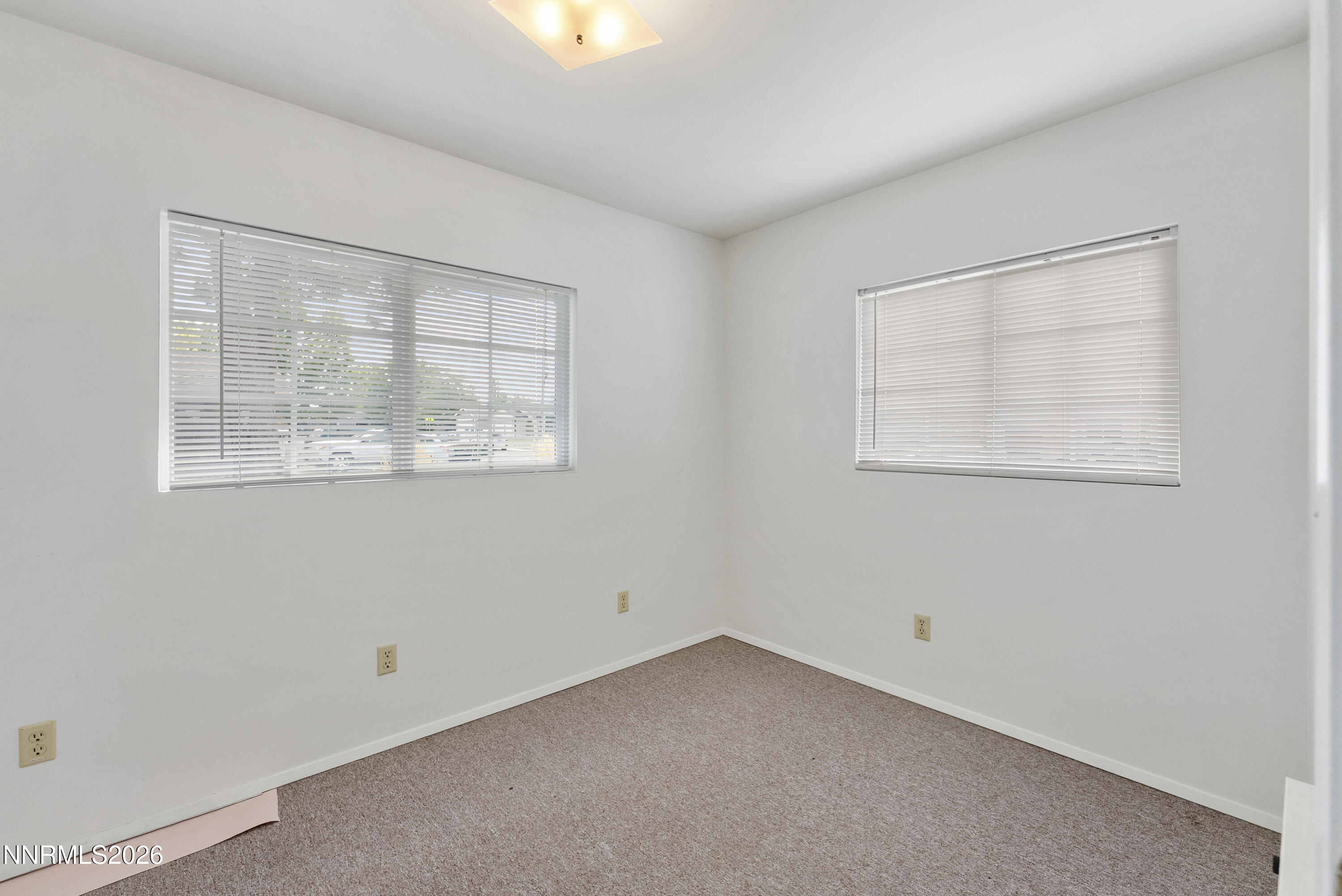 2561 Woodcrest Lane Property Photo 30