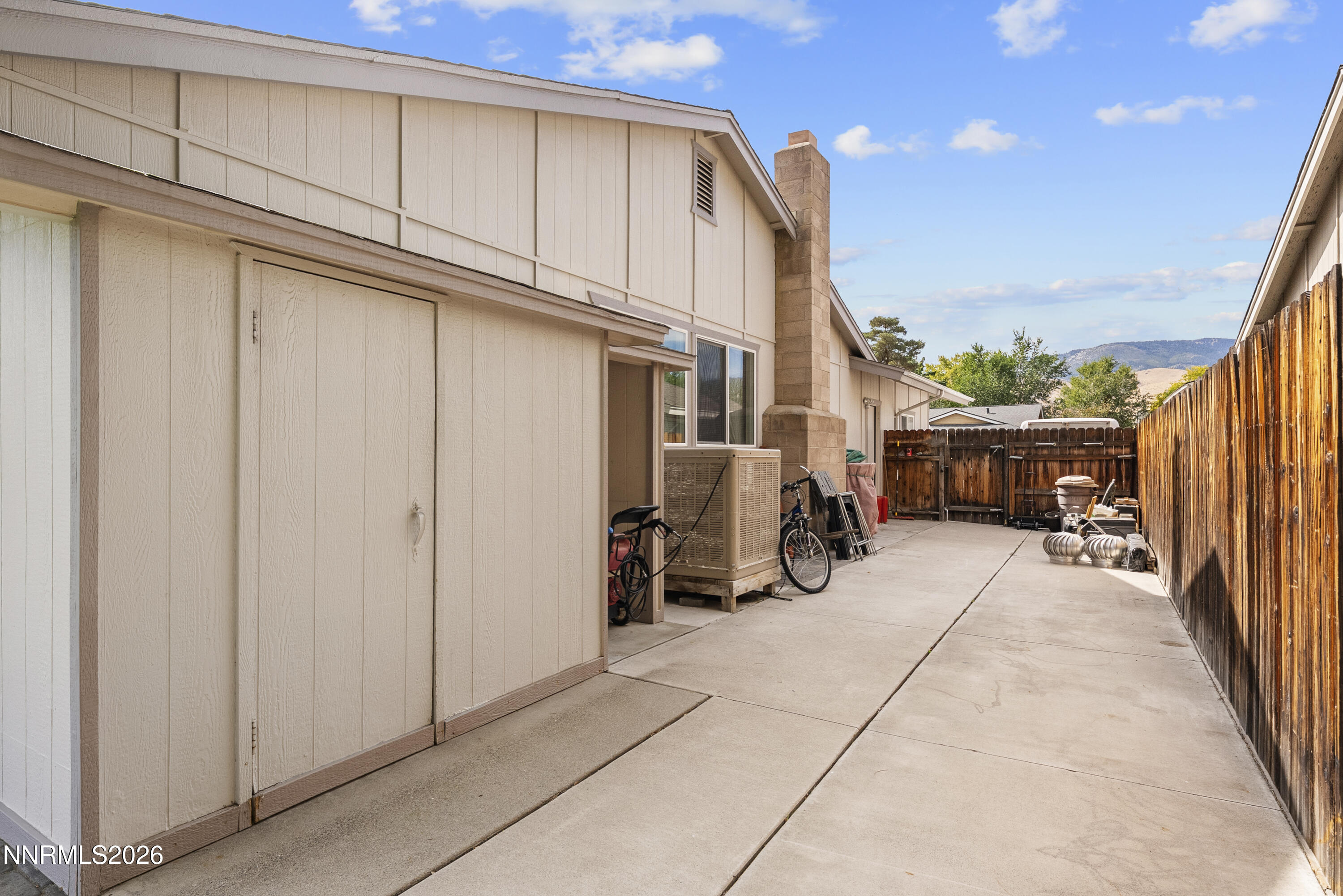 2561 Woodcrest Lane Property Photo 31