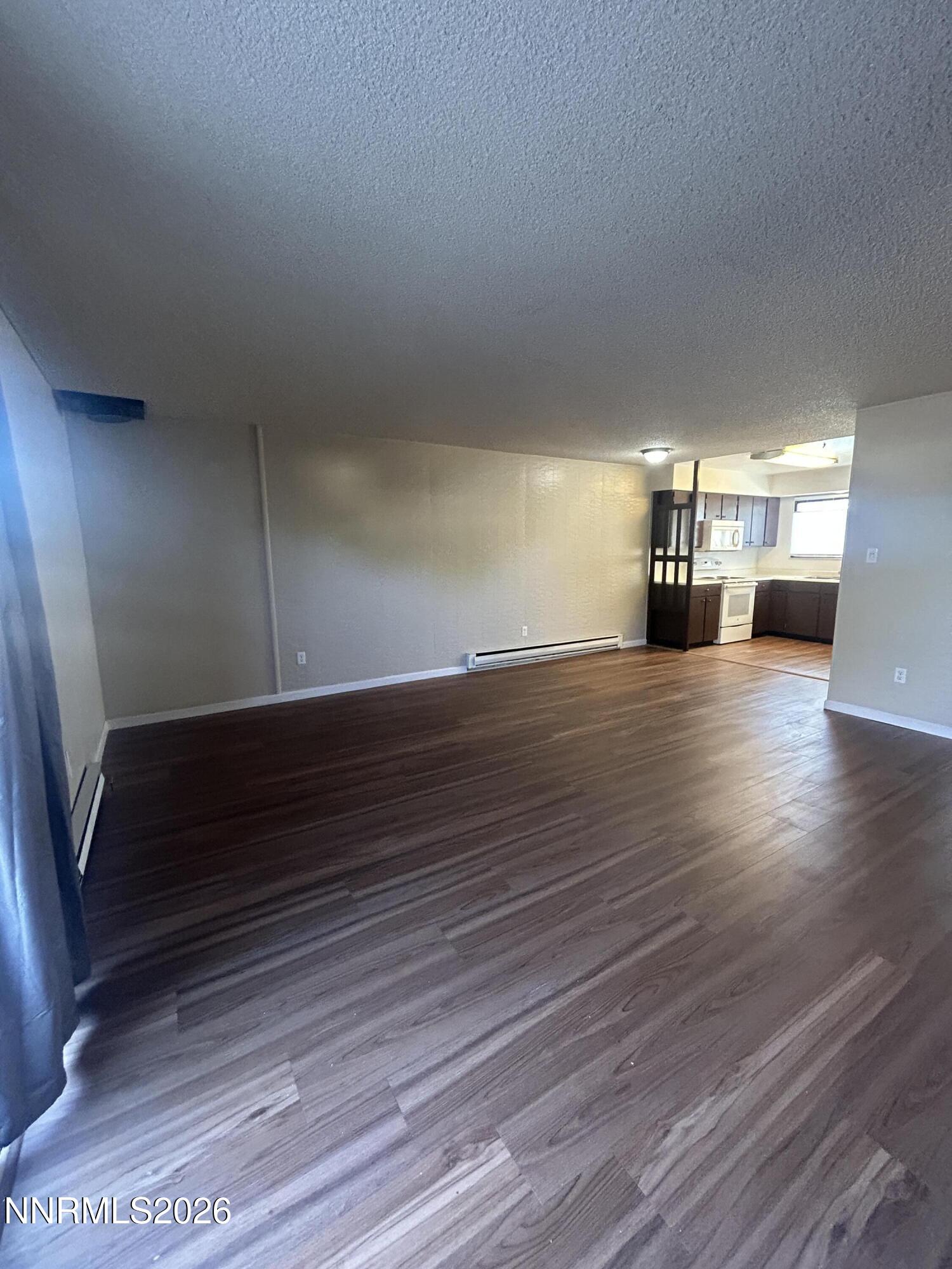 489 Smithridge Park Property Photo 3