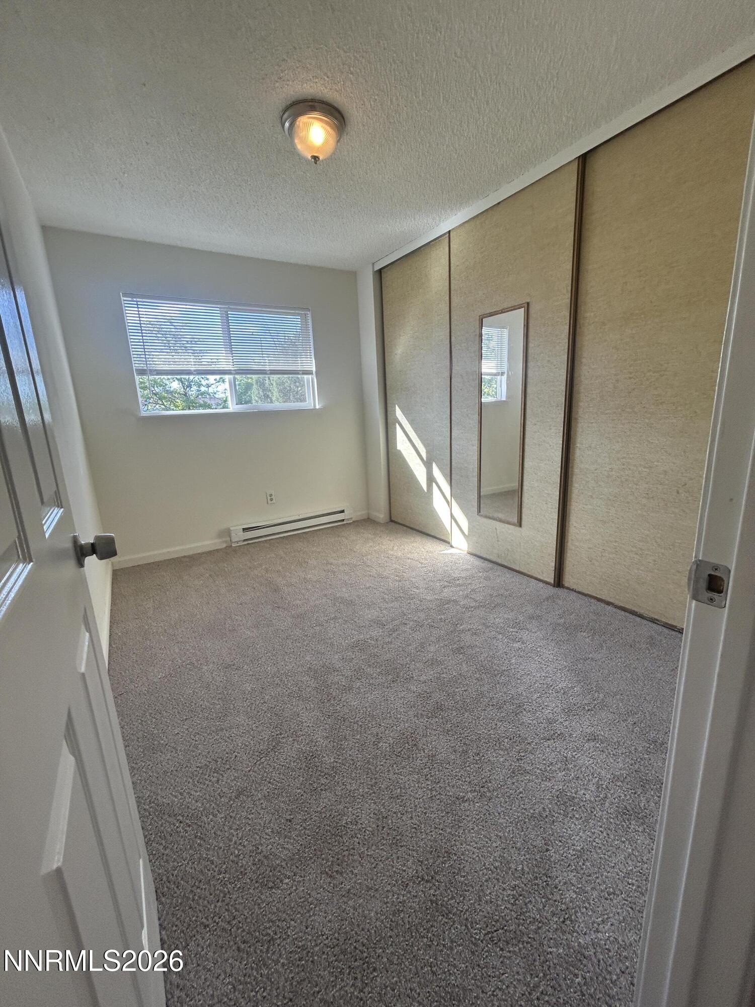 489 Smithridge Park Property Photo 8