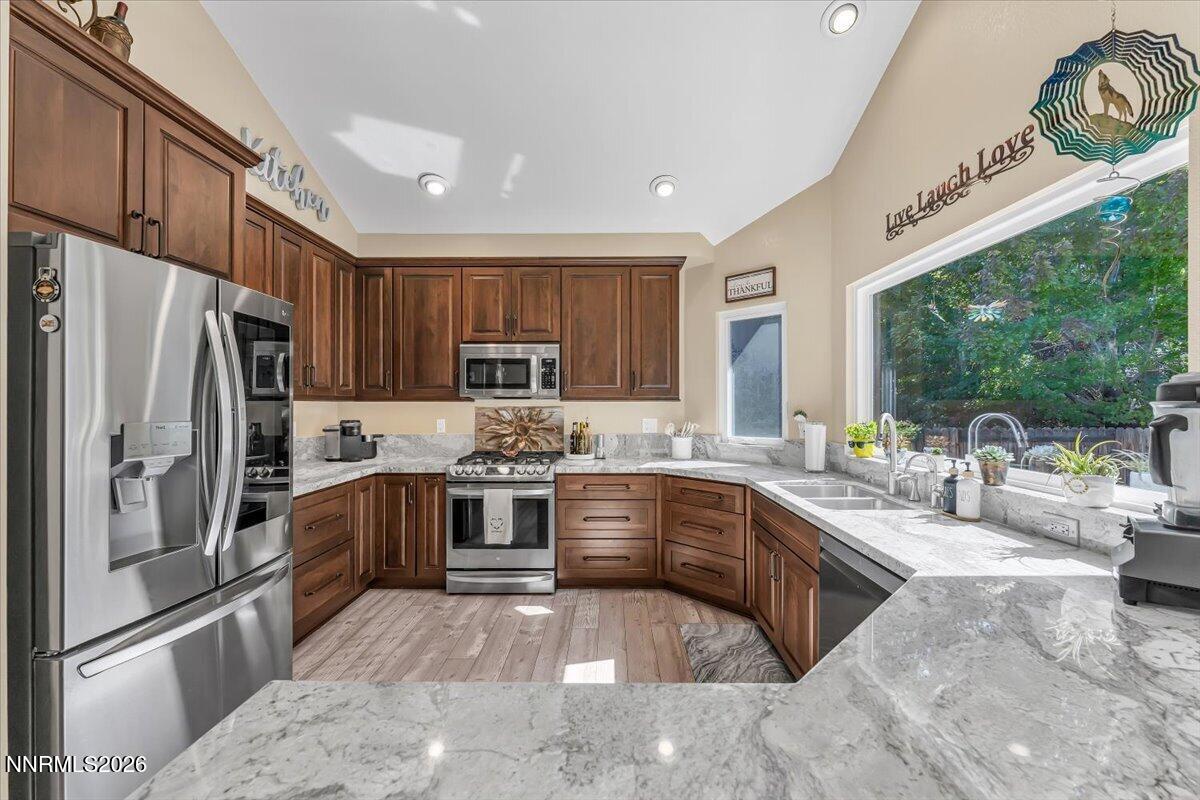 1880 Tess Way Property Photo 2