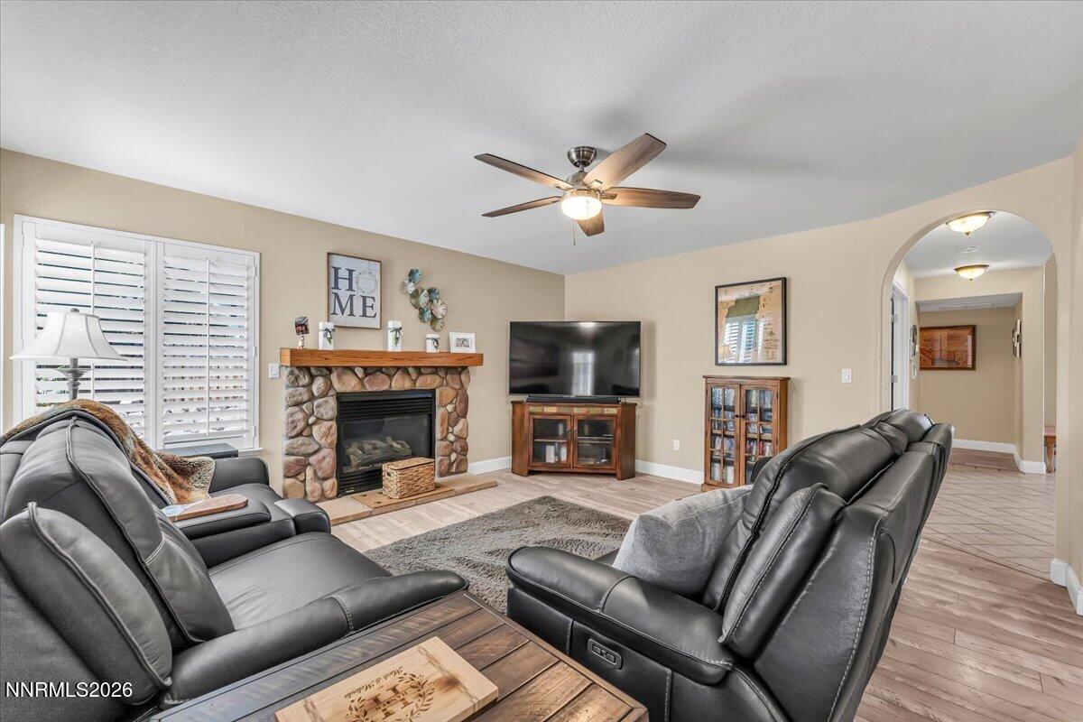 1880 Tess Way Property Photo 12