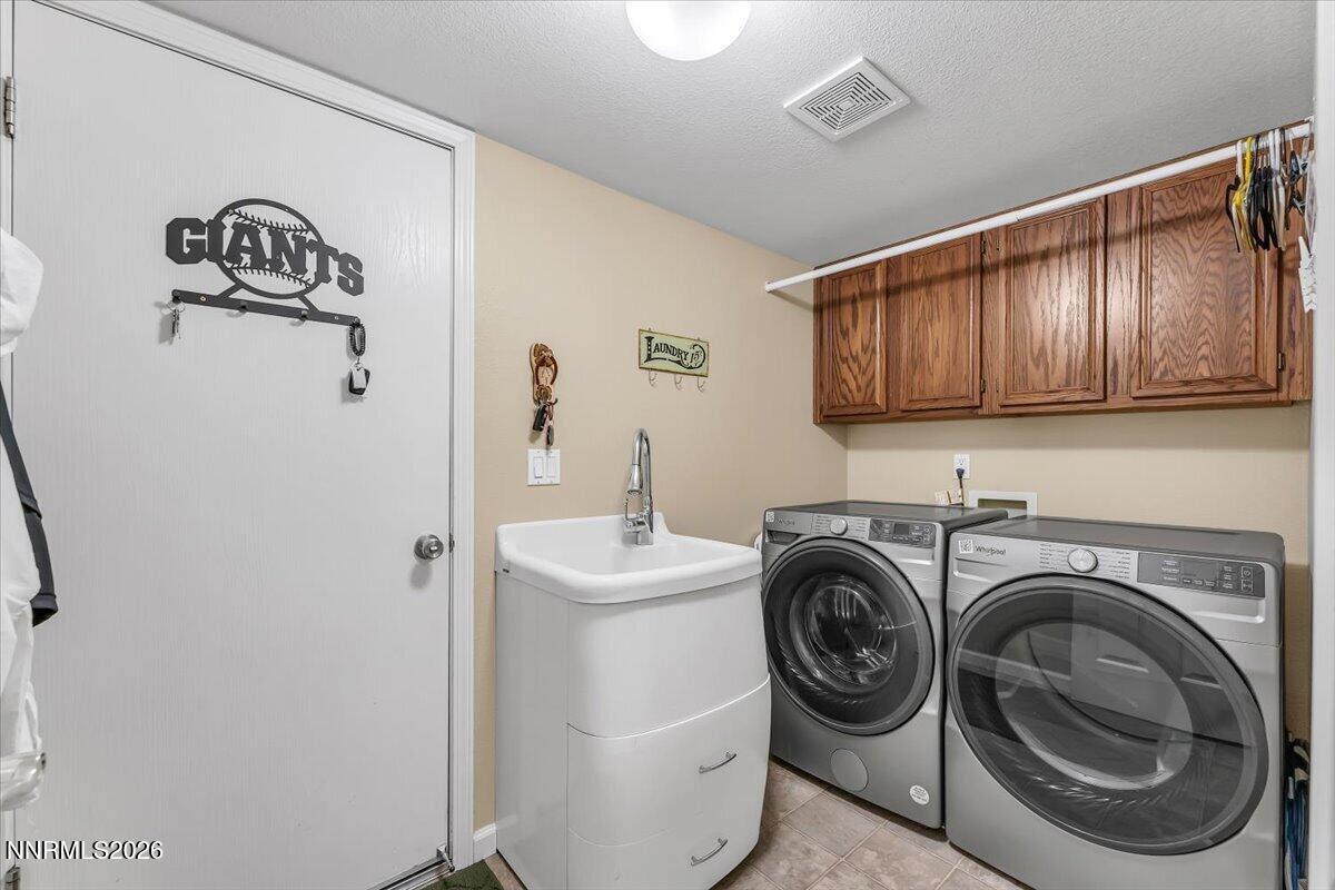 1880 Tess Way Property Photo 27