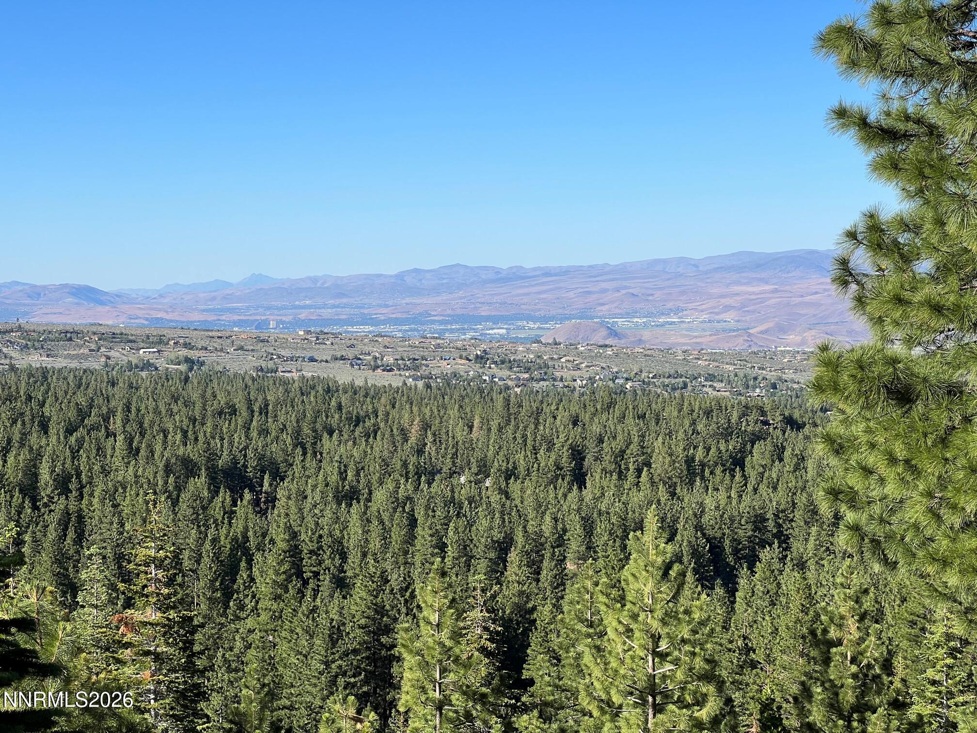 237 E Jeffrey Pine Road Property Photo 4