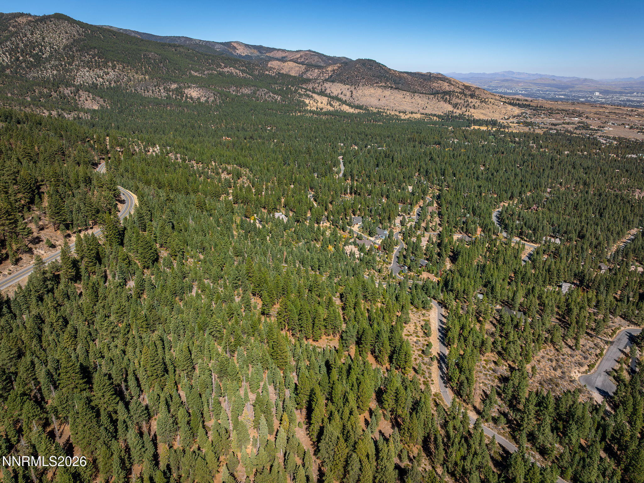 237 E Jeffrey Pine Road Property Photo 15