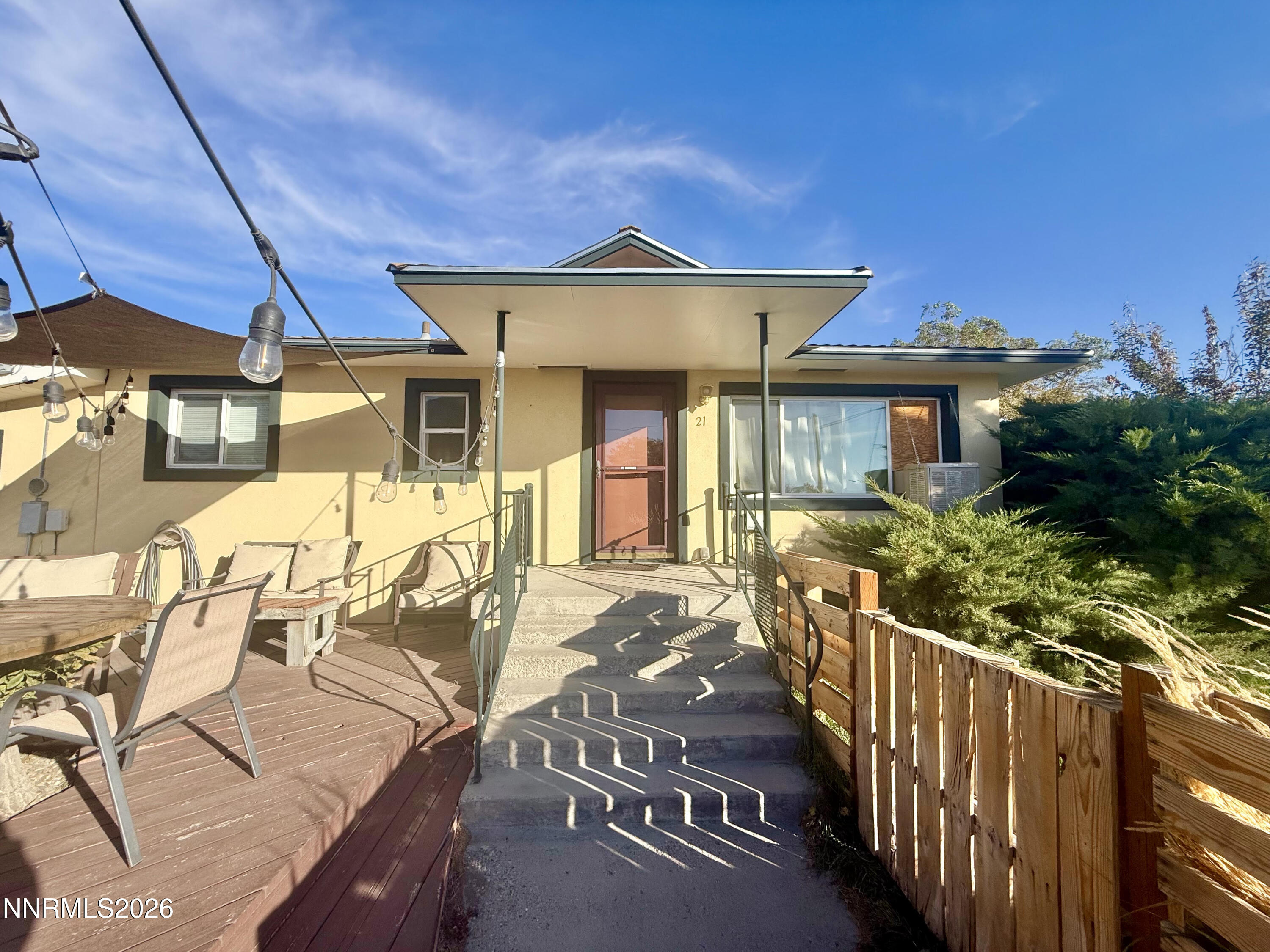 21 Arnold Avenue Property Photo 4