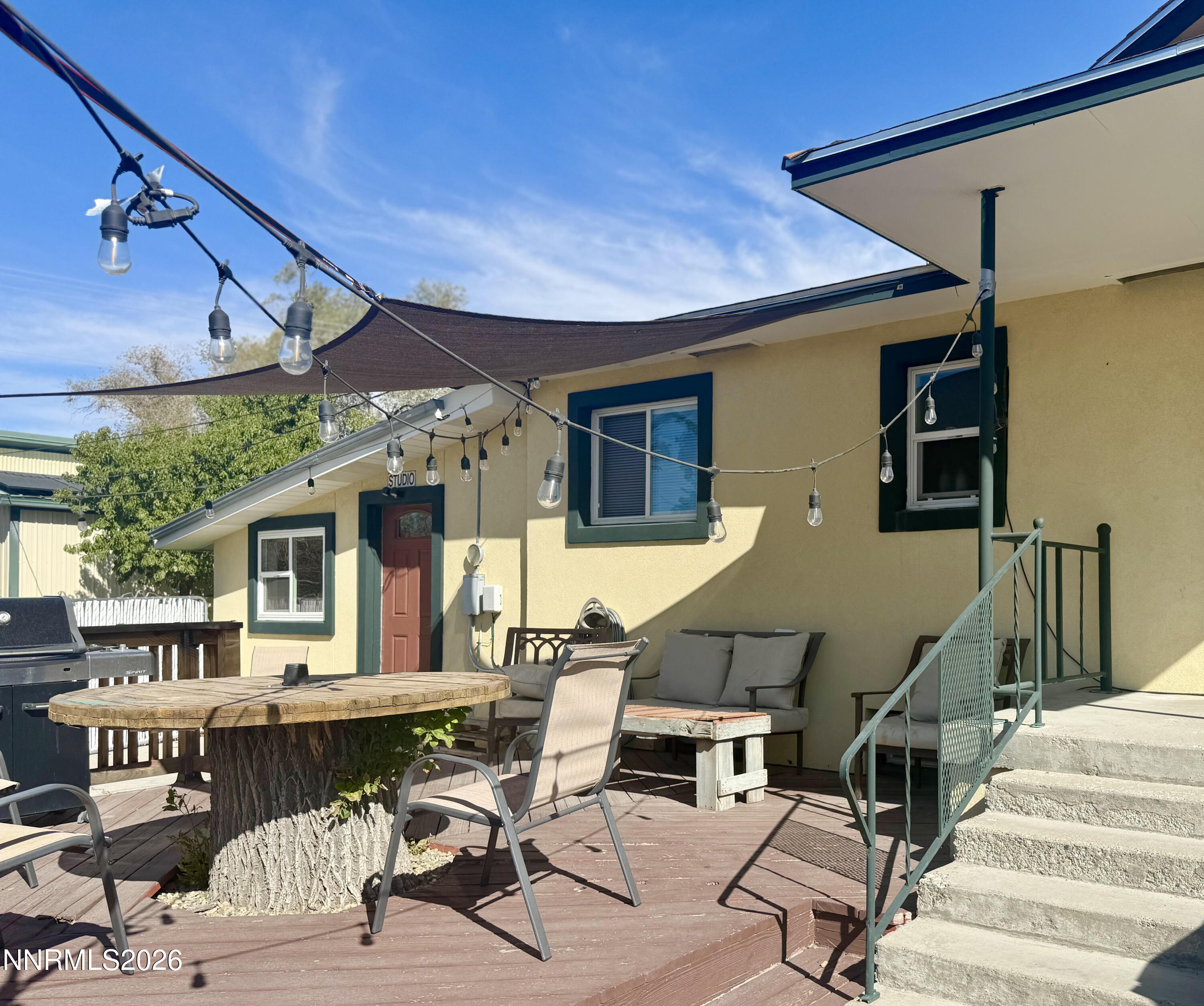 21 Arnold Avenue Property Photo 5