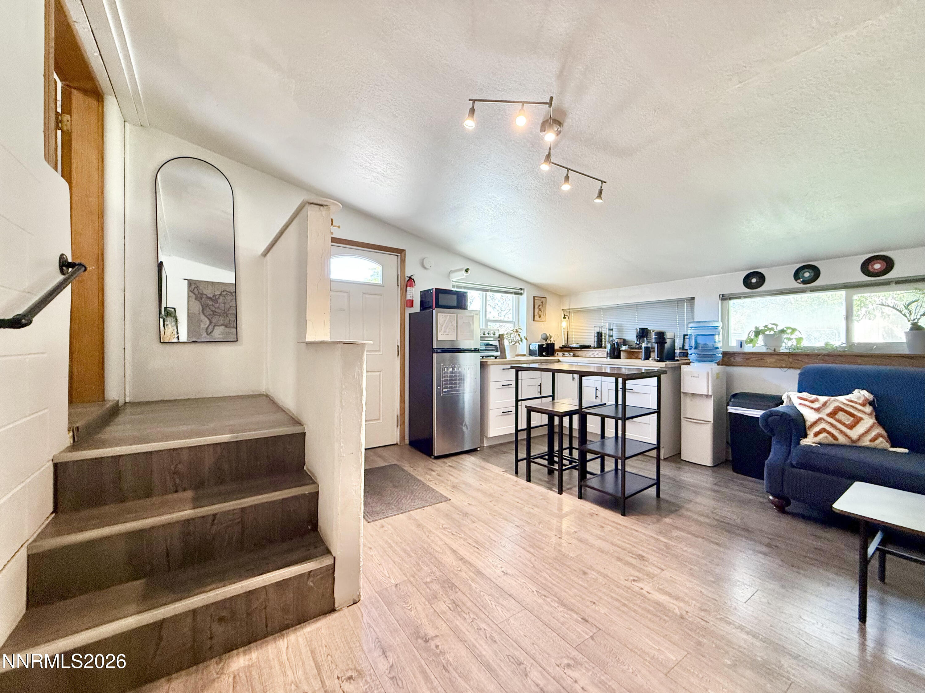 21 Arnold Avenue Property Photo 40