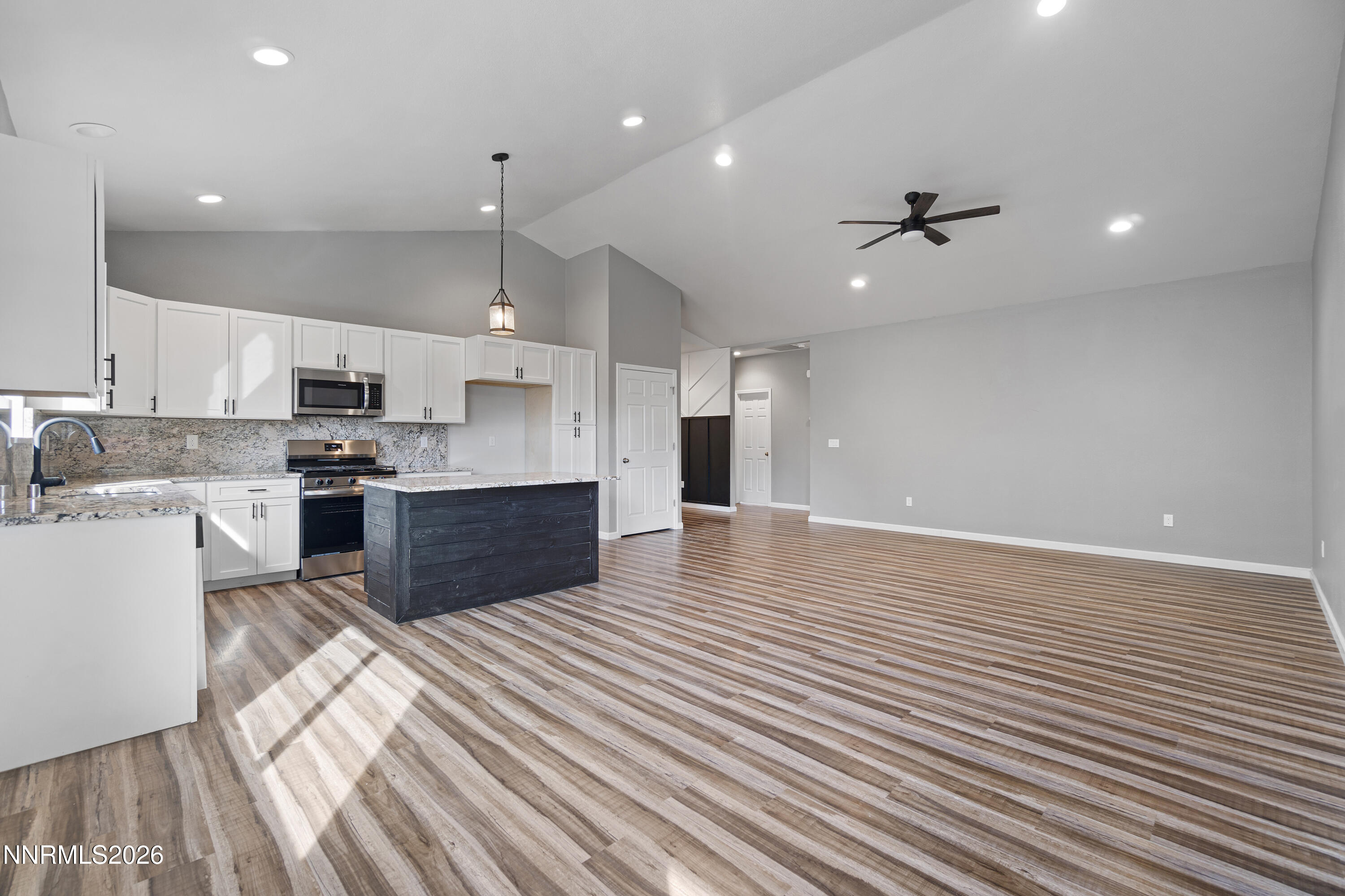 776 Great Basin Lane Property Photo 11