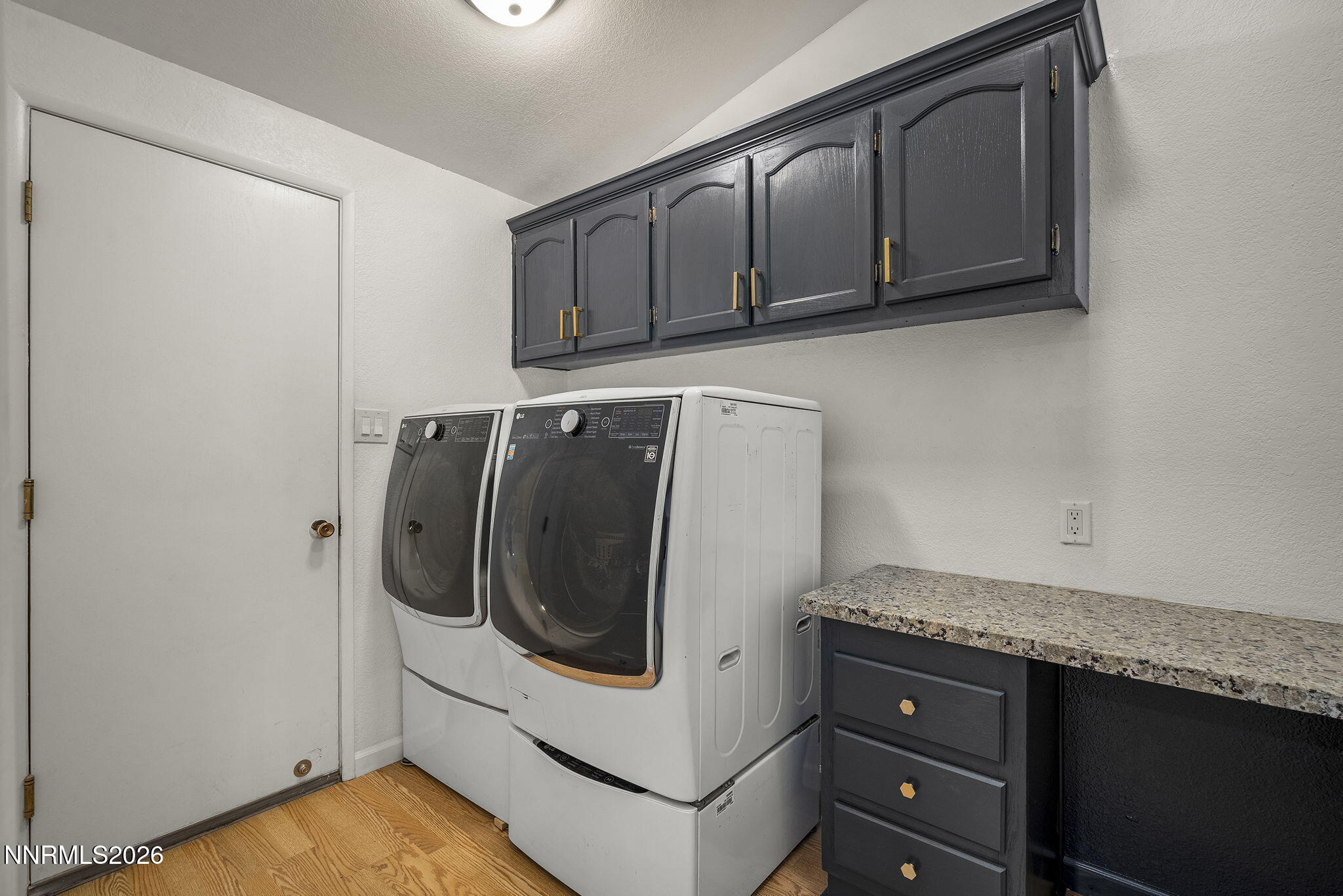 35 Ave De La Argent Property Photo 16