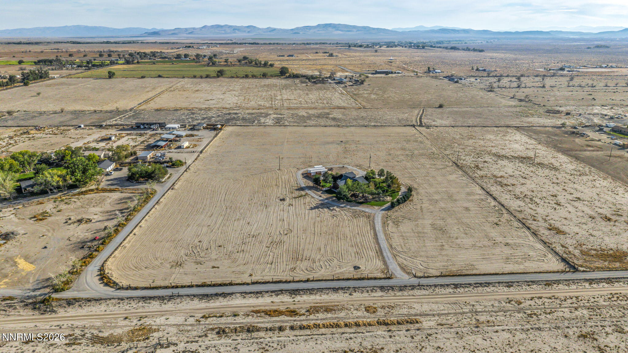 885 Butte View Property Photo 1