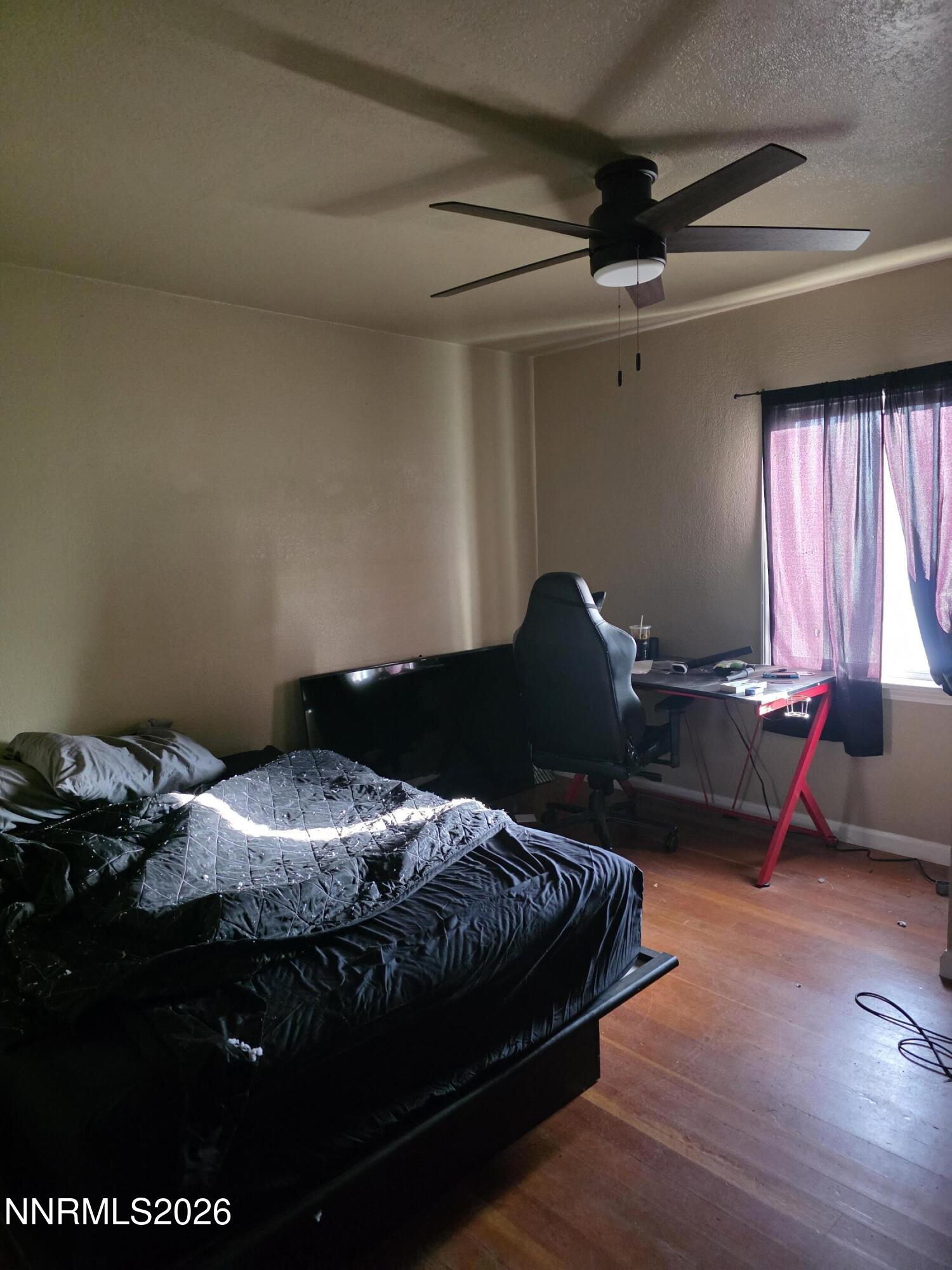 654 H Street Property Photo 9