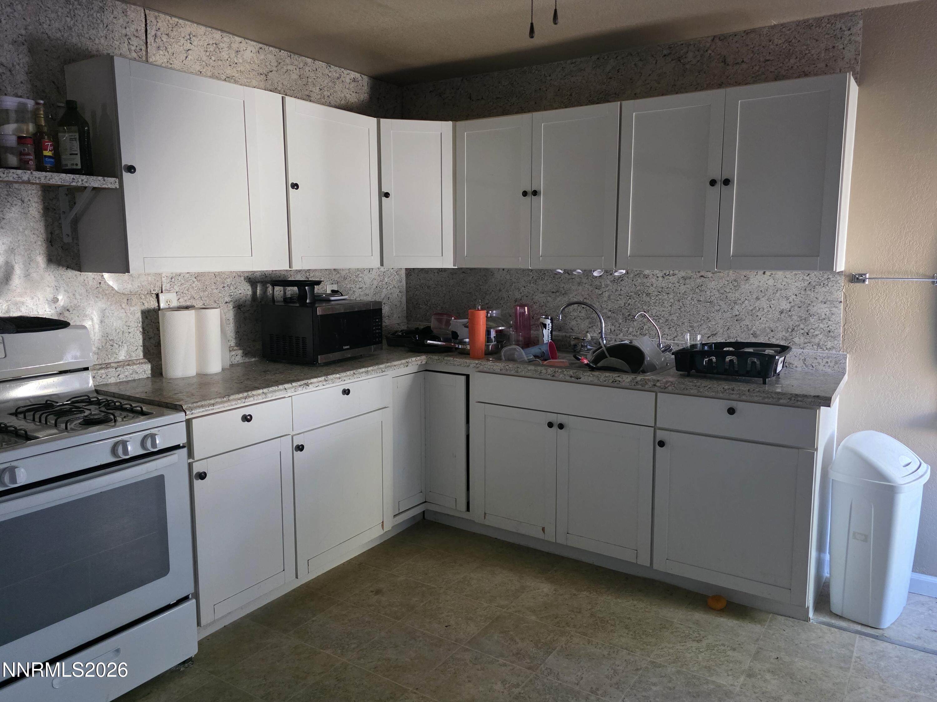 654 H Street Property Photo 12