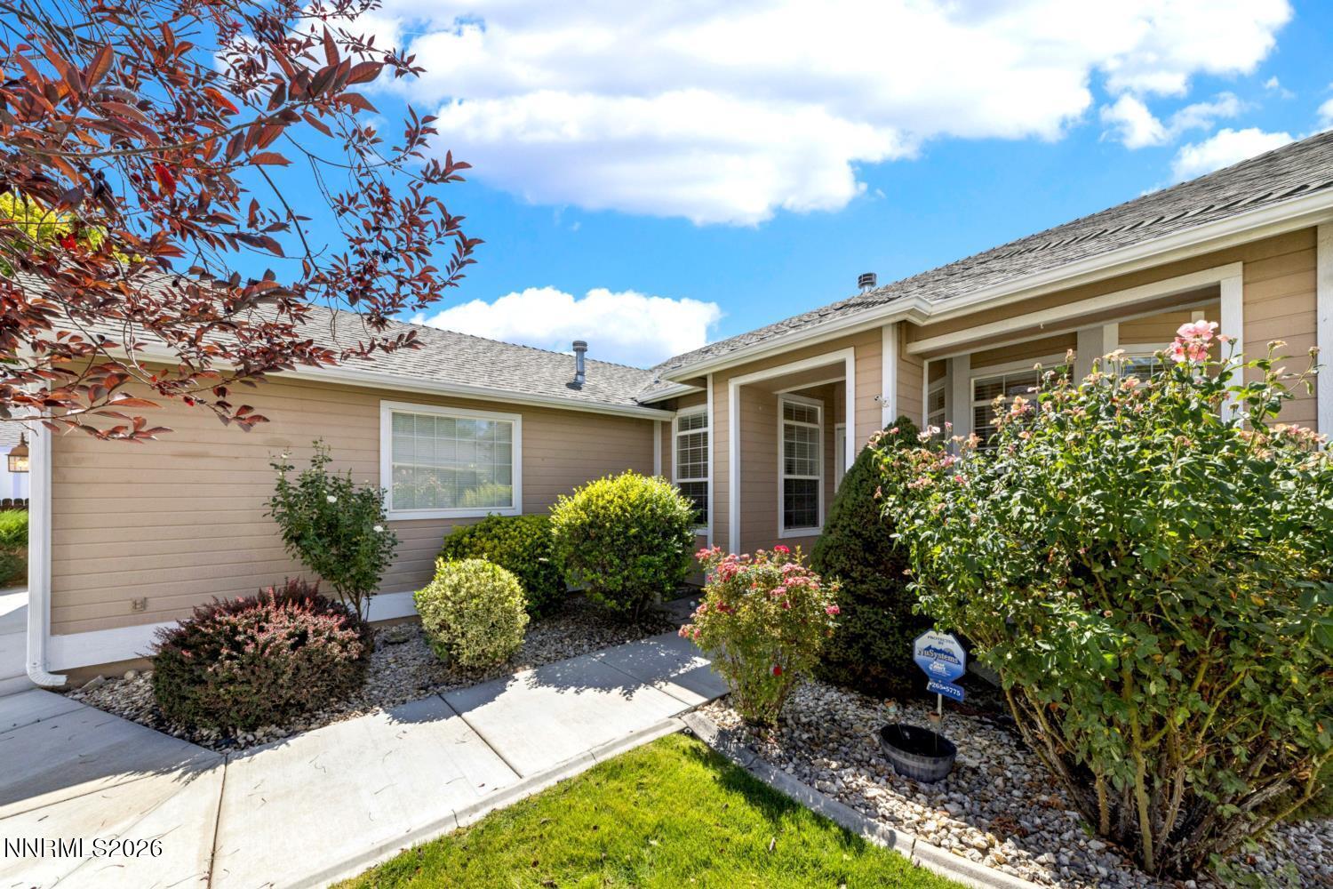 1305 E Windsor Court Property Photo 3