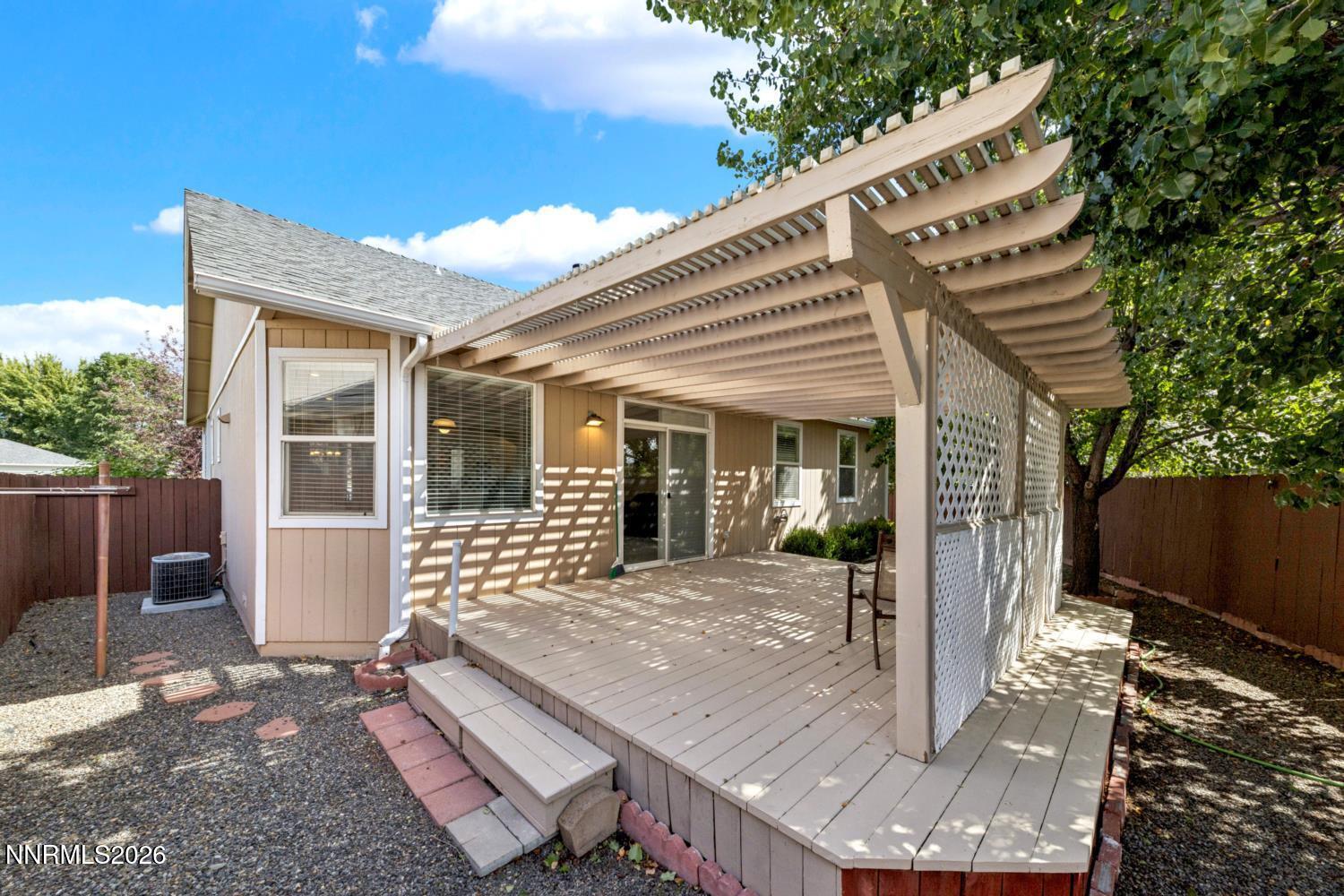 1305 E Windsor Court Property Photo 8