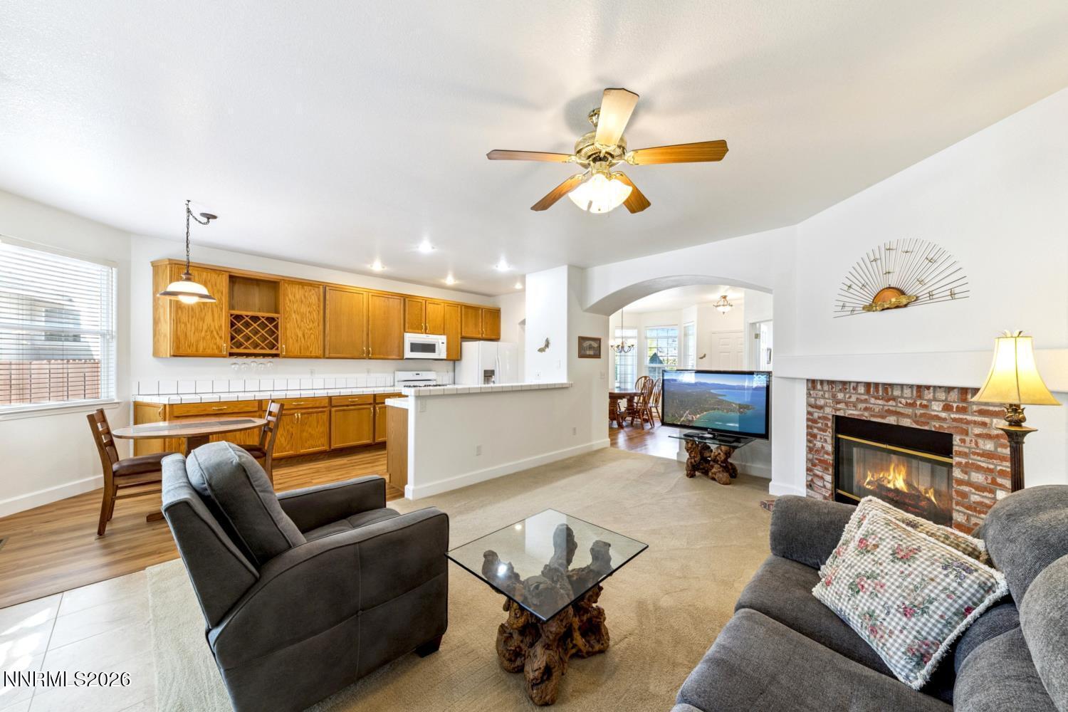 1305 E Windsor Court Property Photo 10