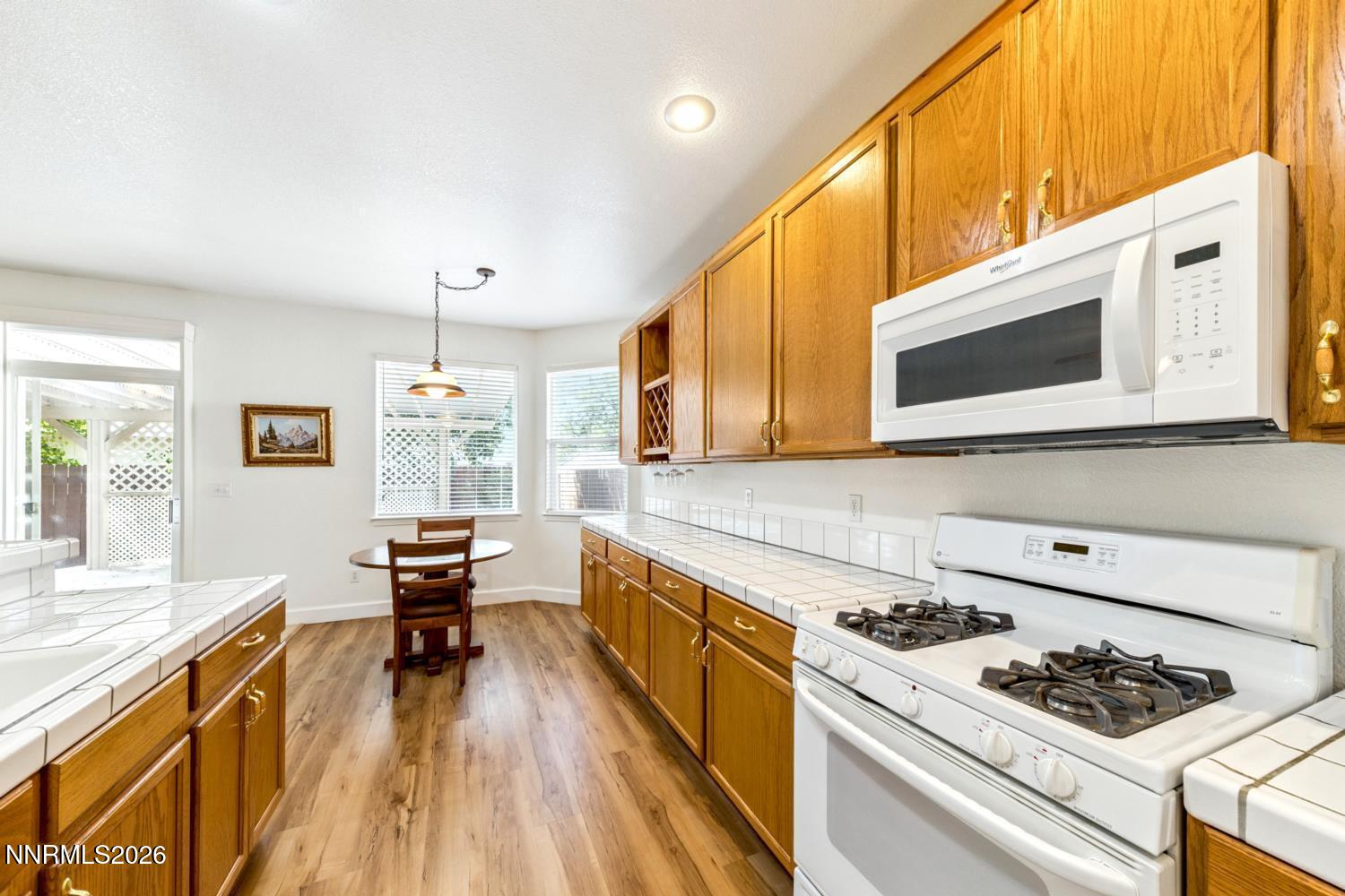 1305 E Windsor Court Property Photo 16