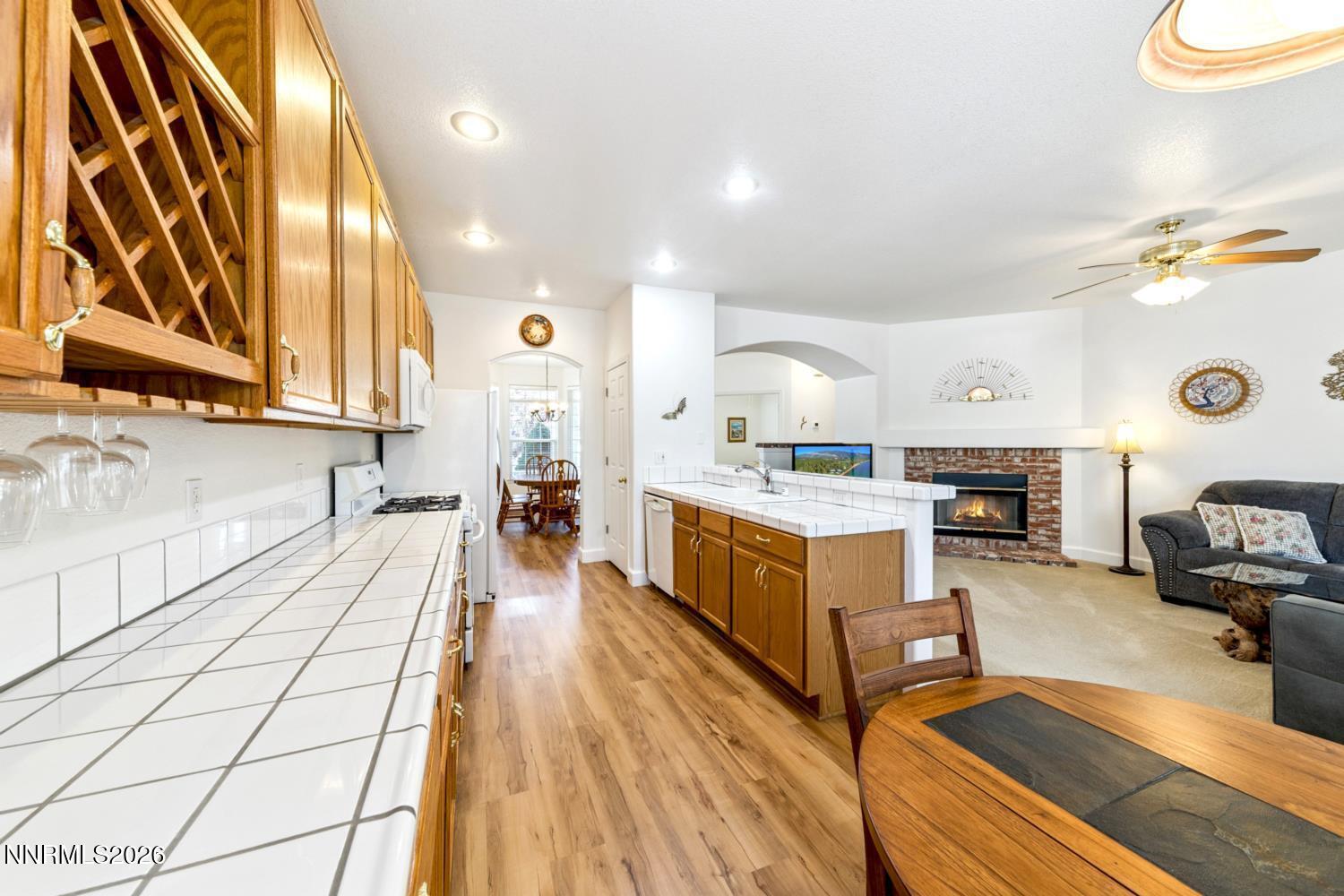 1305 E Windsor Court Property Photo 17