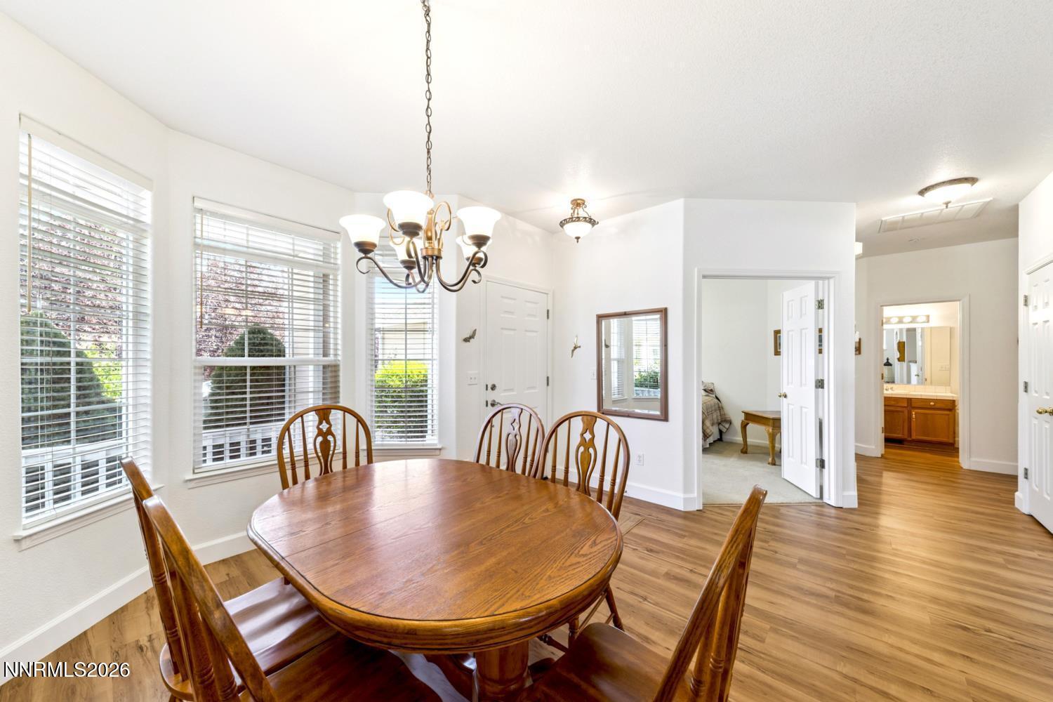 1305 E Windsor Court Property Photo 18