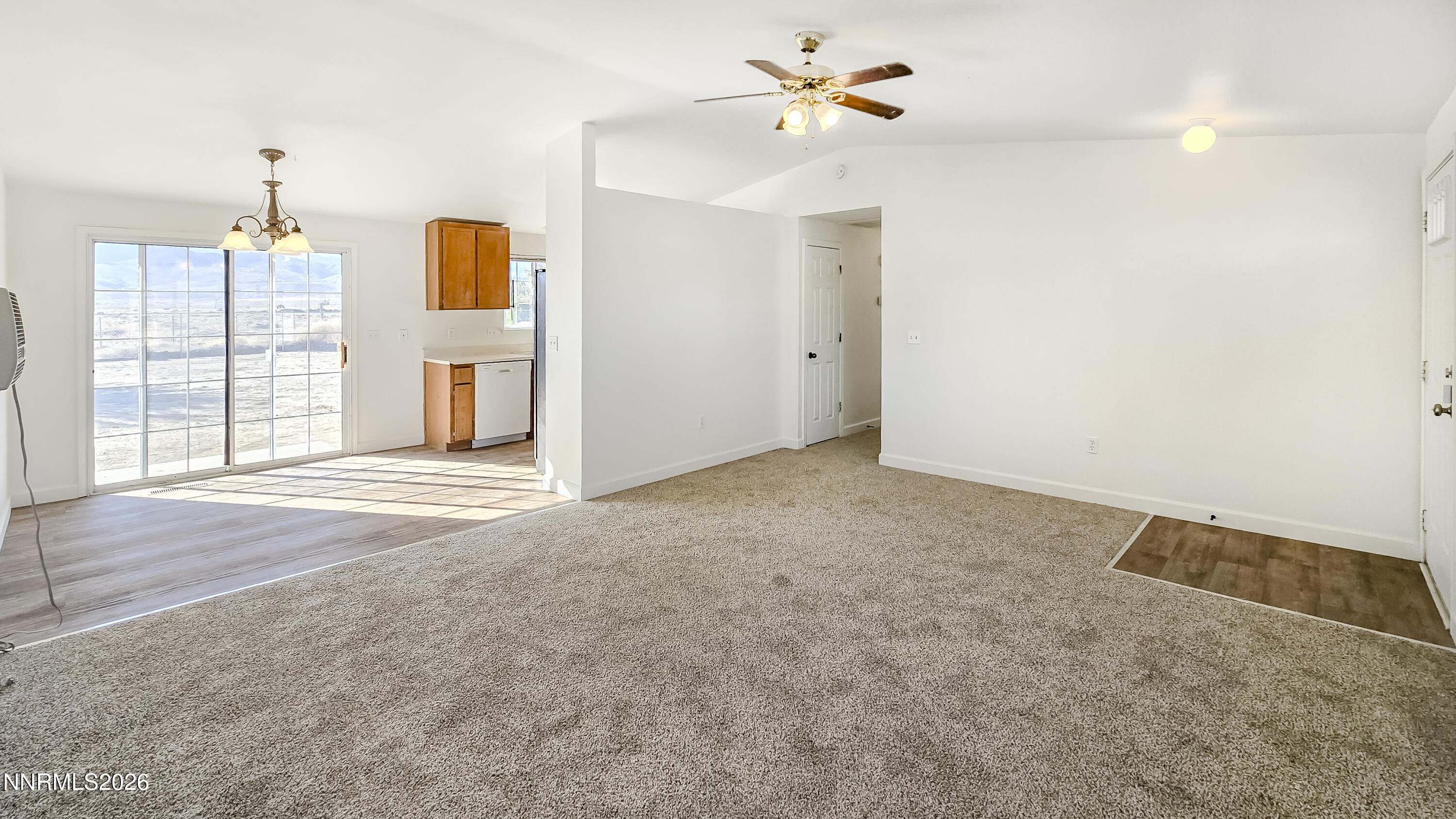 577 Yellow Jacket Road Property Photo 3
