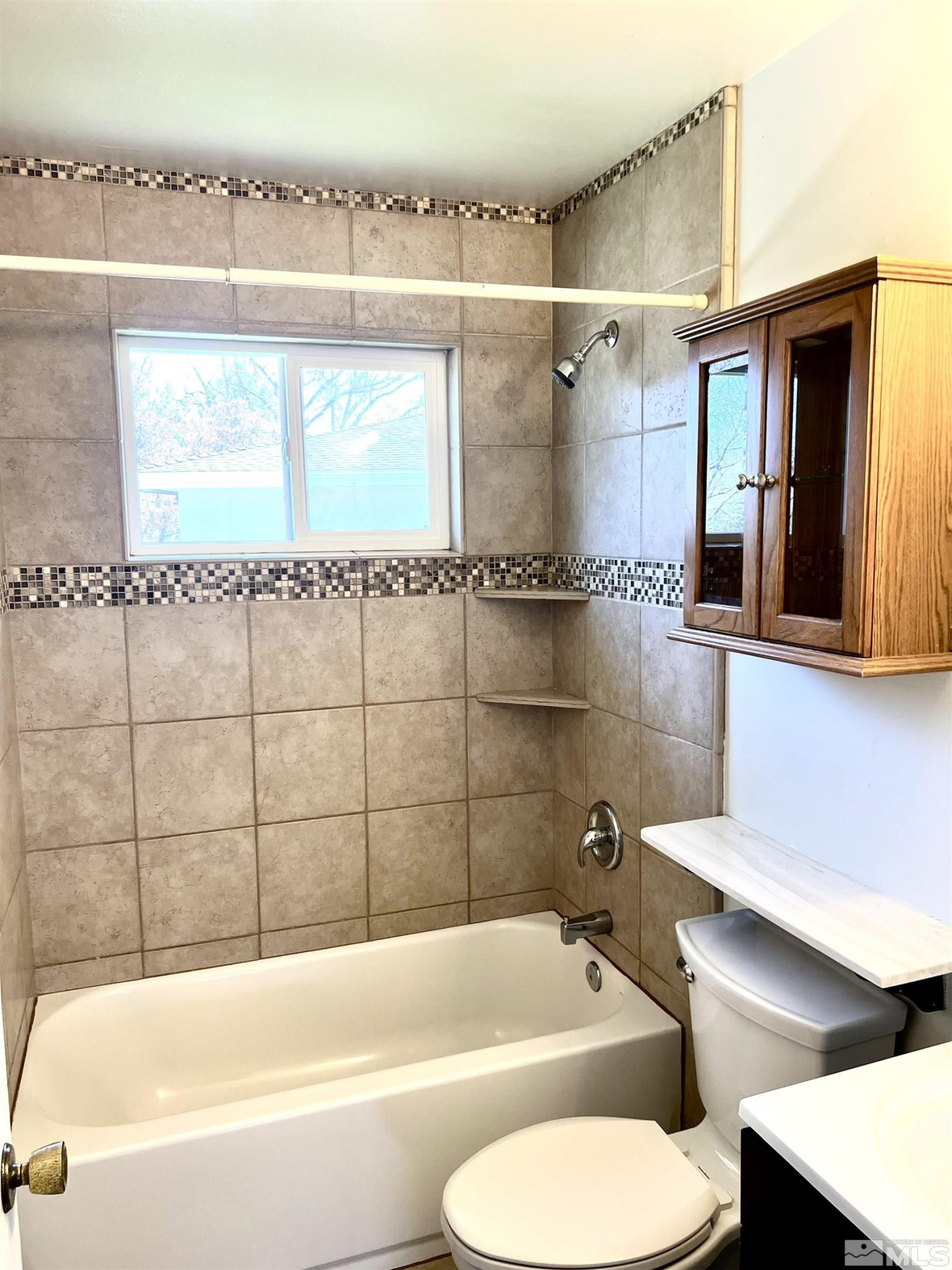 5020 Tahiti Way Property Photo 10
