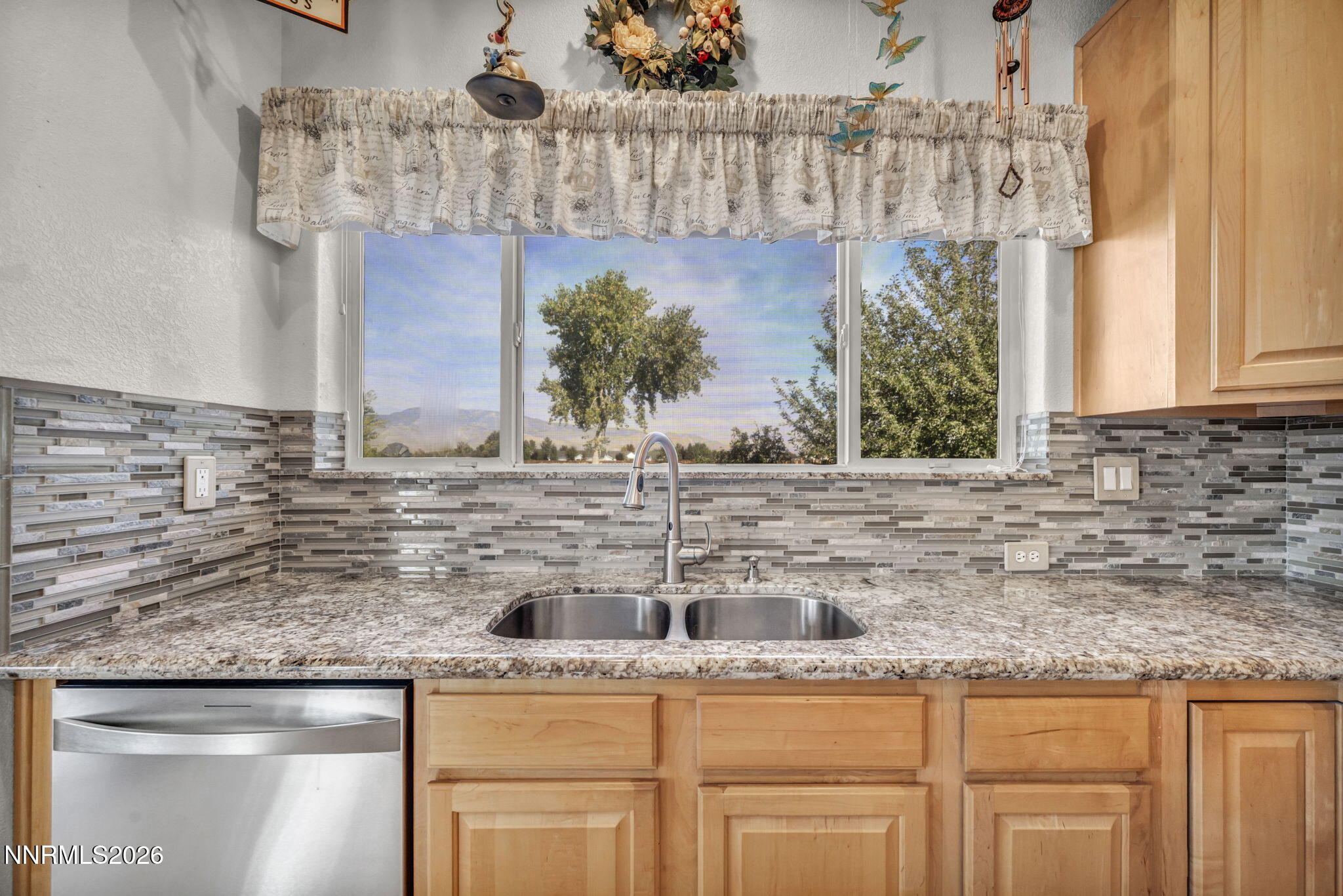1271 La Sierra Court Property Photo 21