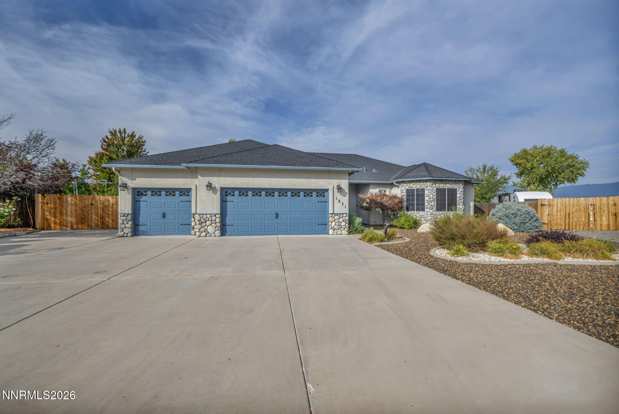 1271 La Sierra Court Property Photo 42