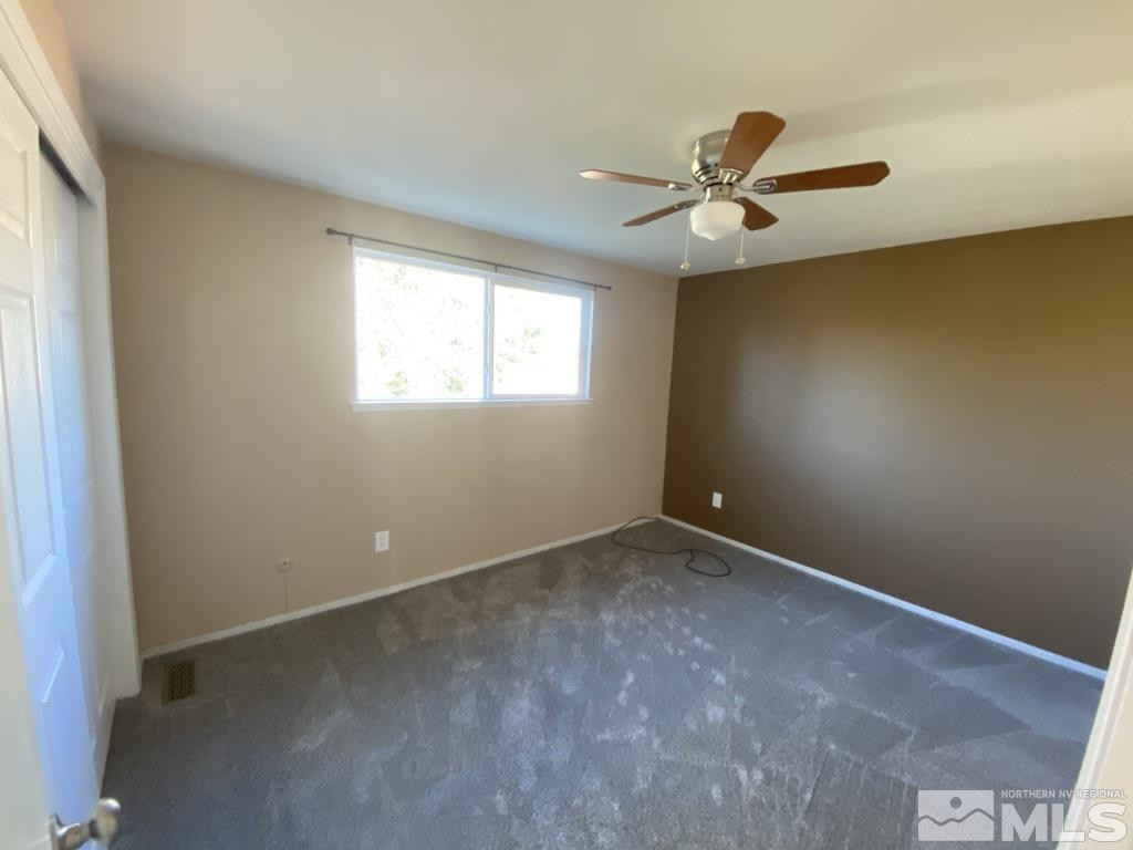2464 Rosemary Drive Property Photo 9