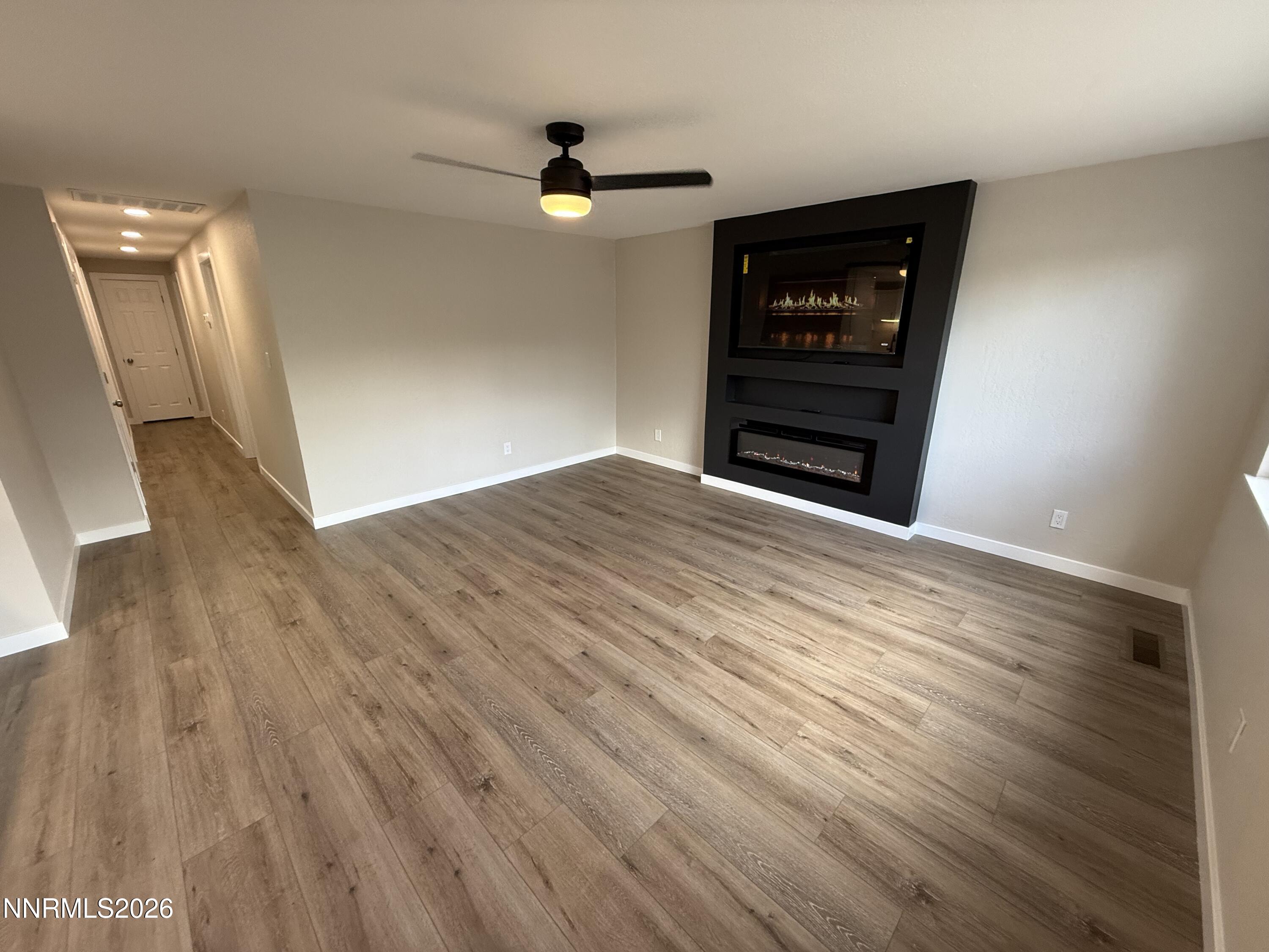 1316 Continental Drive Property Photo 4