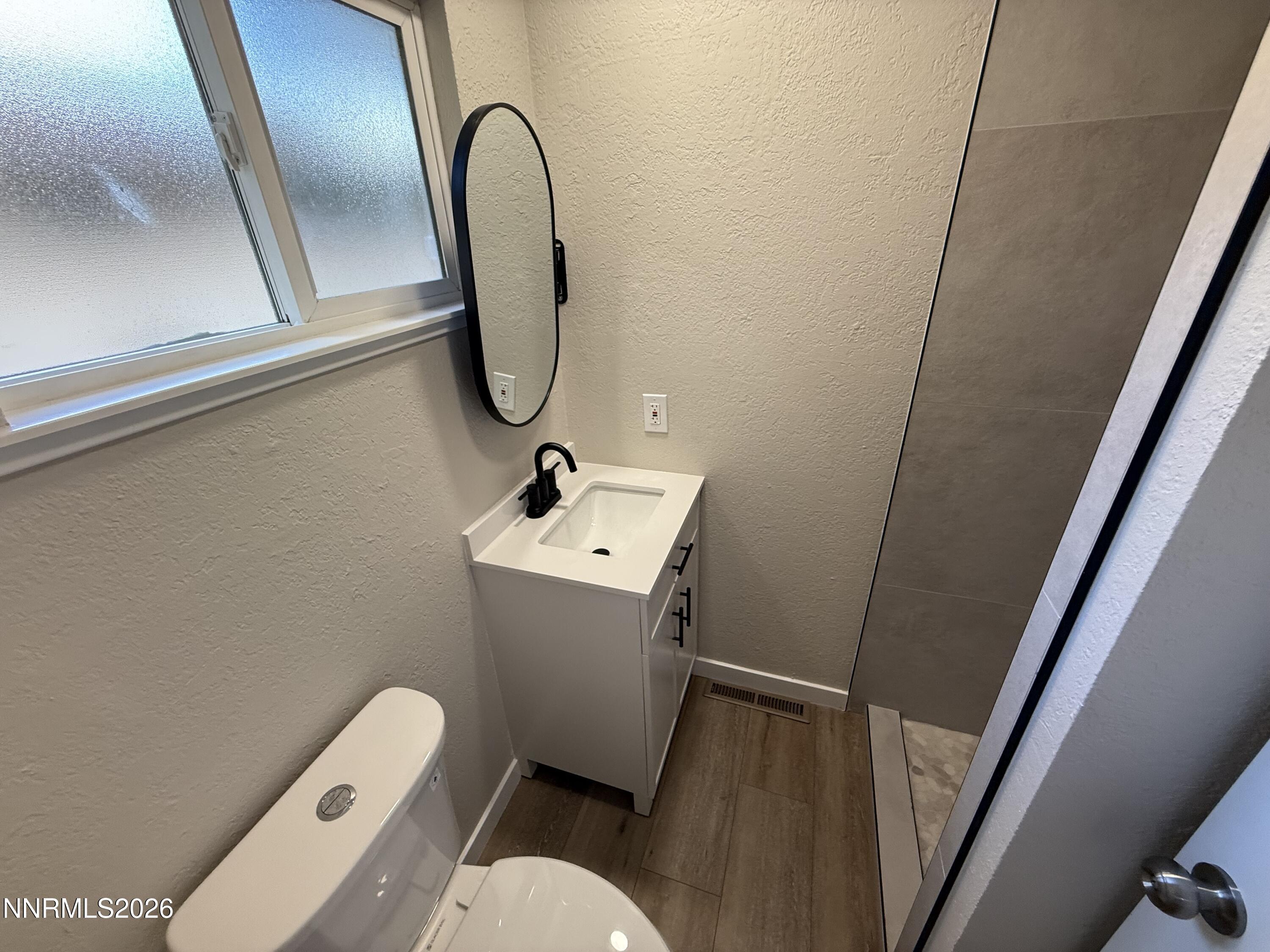 1316 Continental Drive Property Photo 24