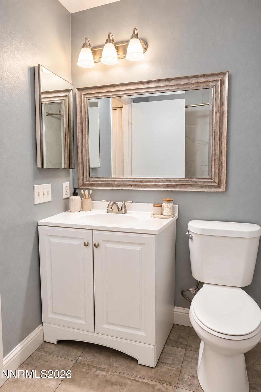 2364 Roundhouse Road Property Photo 4
