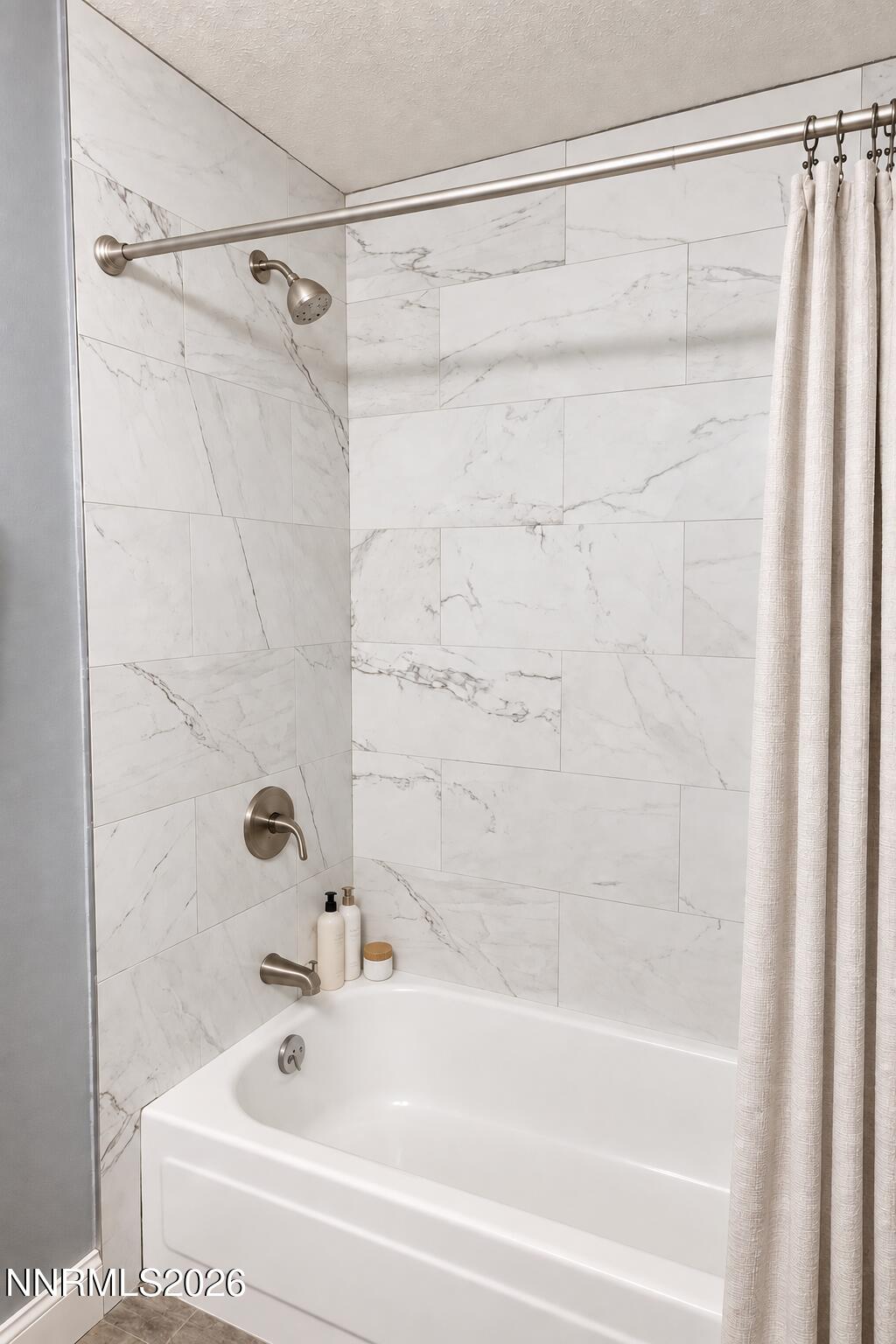2364 Roundhouse Road Property Photo 14