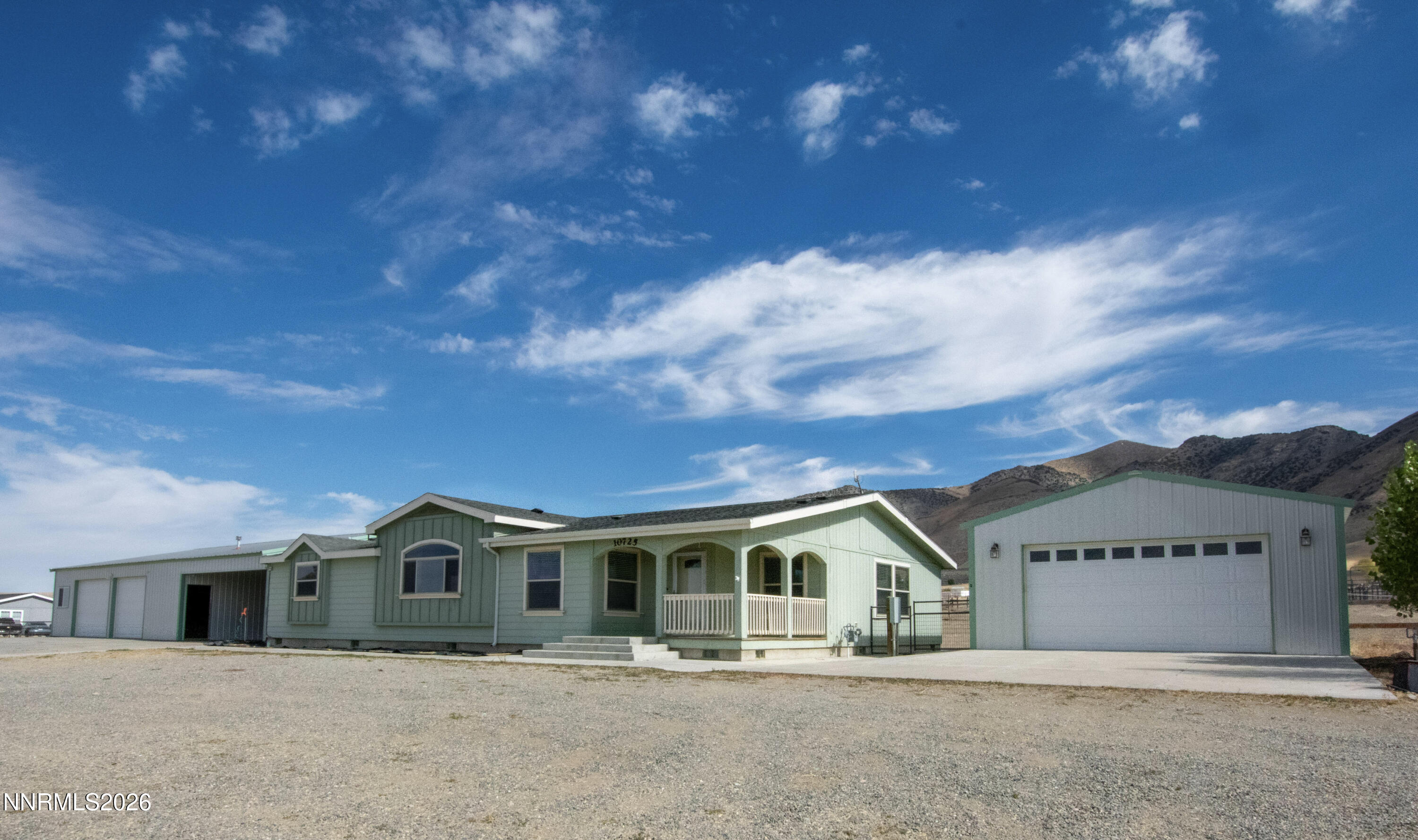 10725 Spur Street Property Photo 3