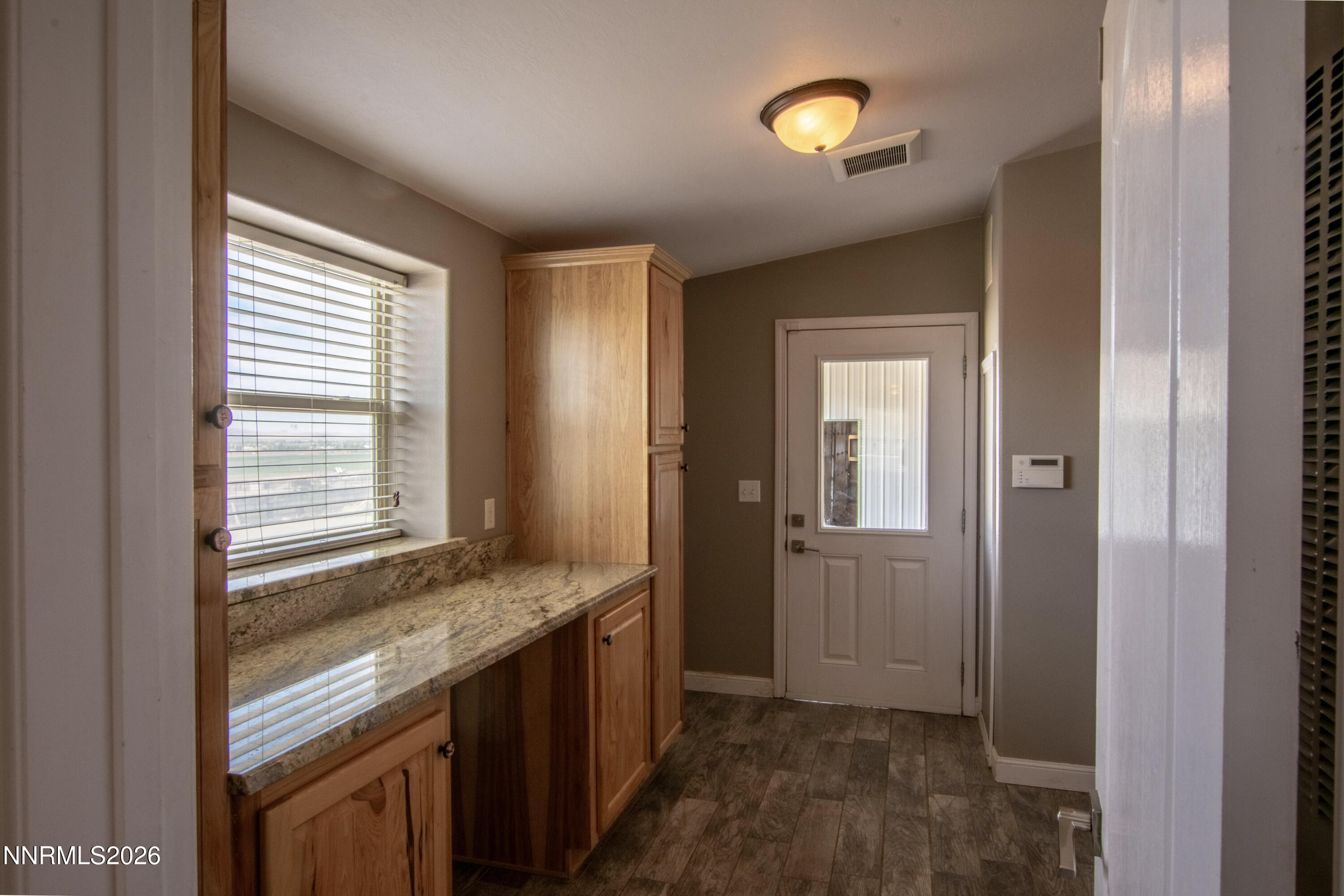 10725 Spur Street Property Photo 13