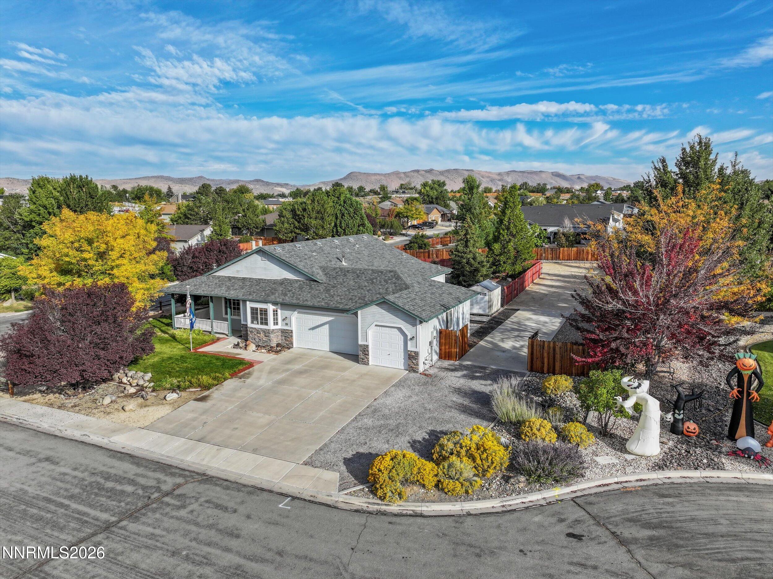 15 Caterpillar Court Property Photo 1