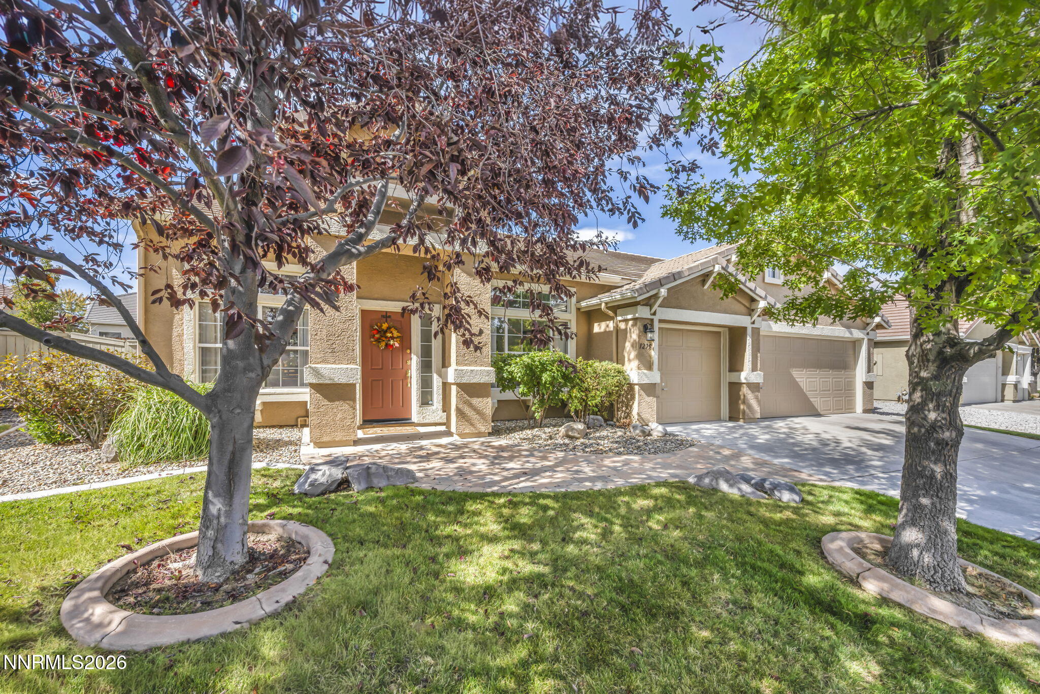 1275 S Fox Glen Court Property Photo 3