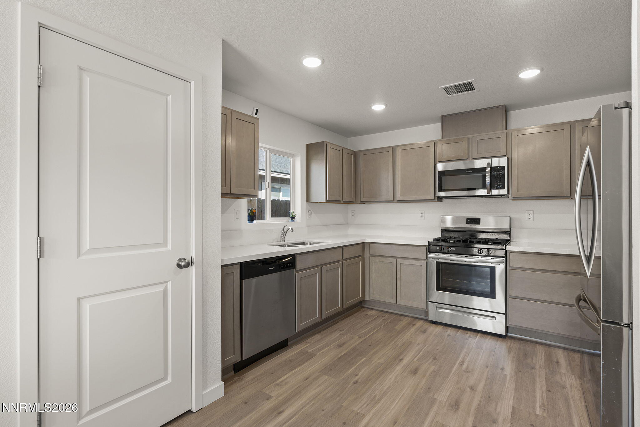 255 Misty Way Property Photo 8