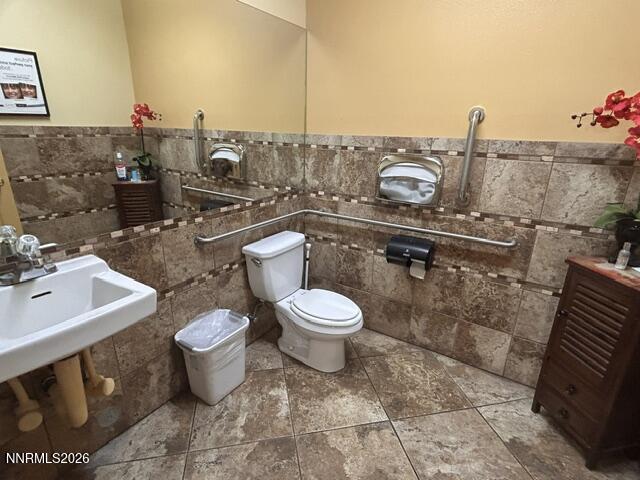 1664 N U.s. Highway 395 102 Property Photo 26