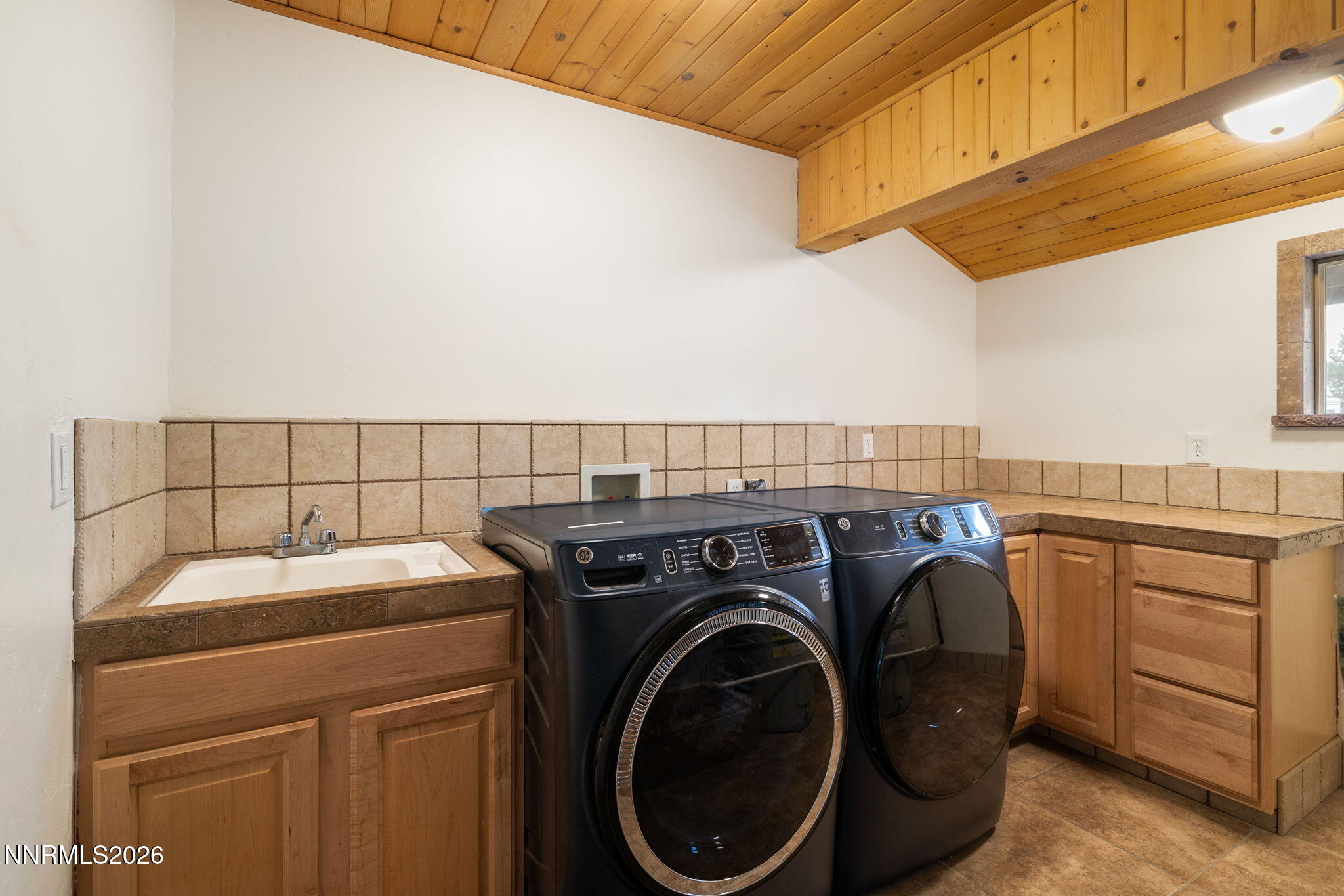 1469 Langley Drive Property Photo 14