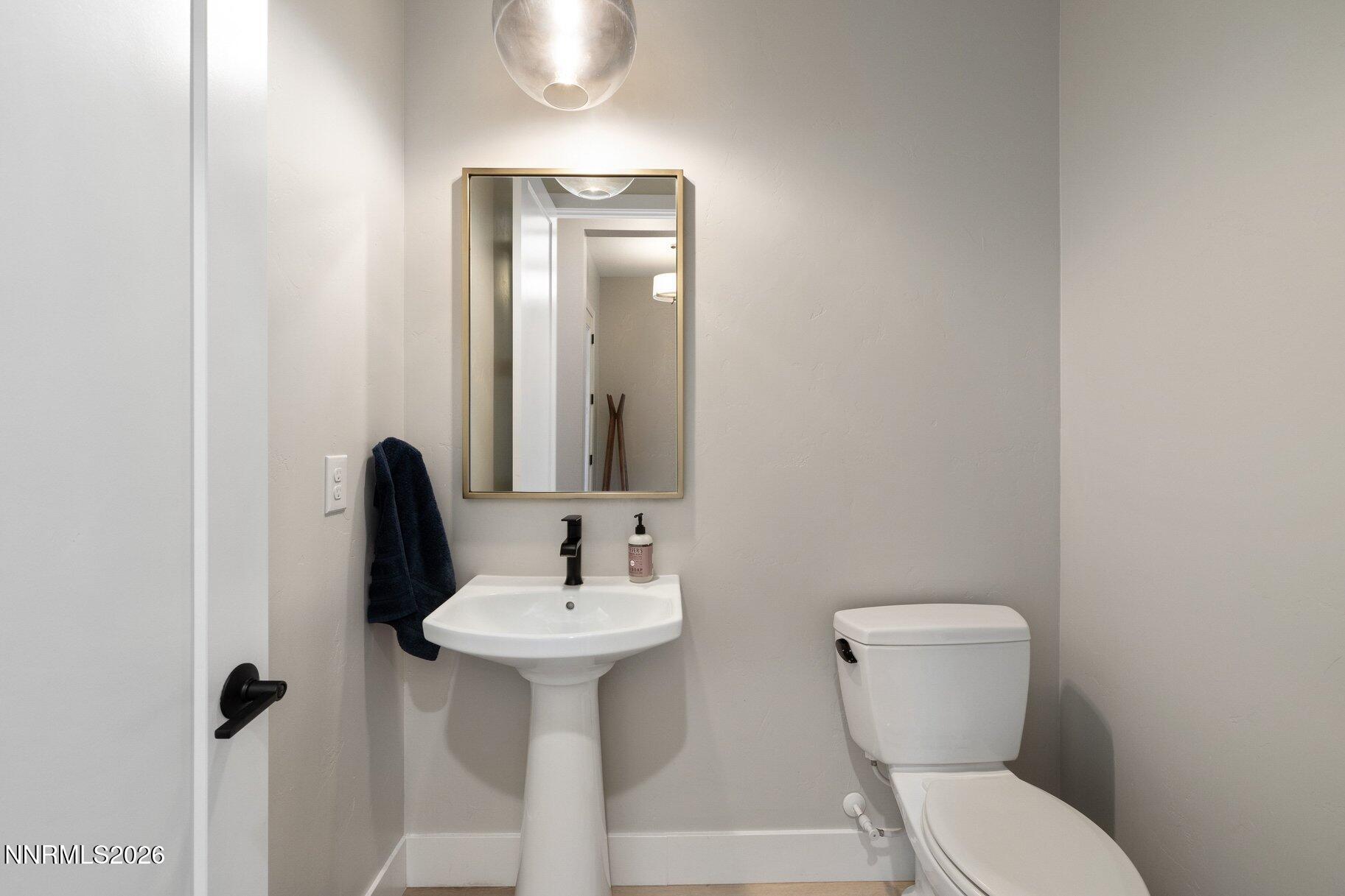 954 Solarium Drive Property Photo 18