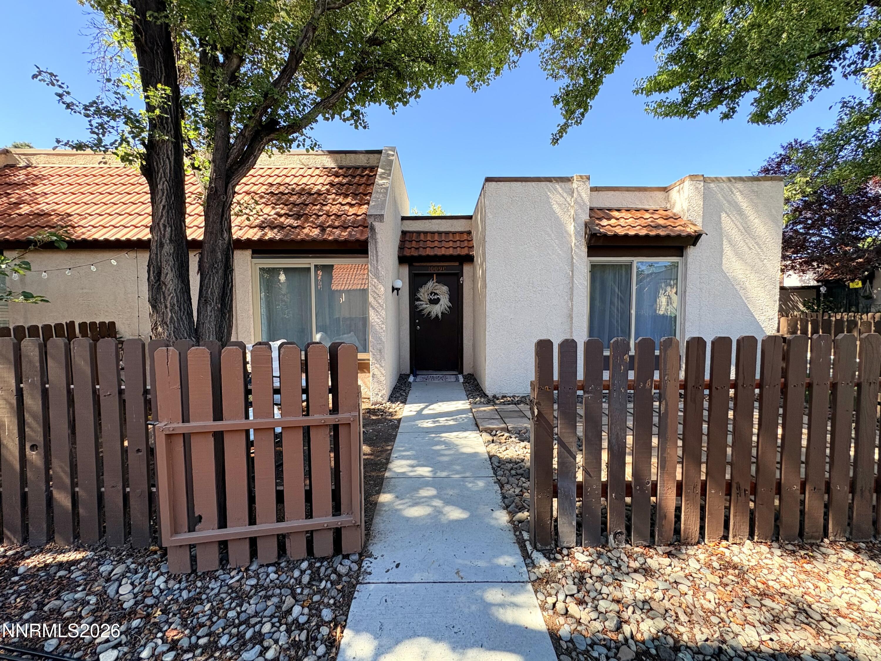 1009 Baywood Drive C Property Photo 1